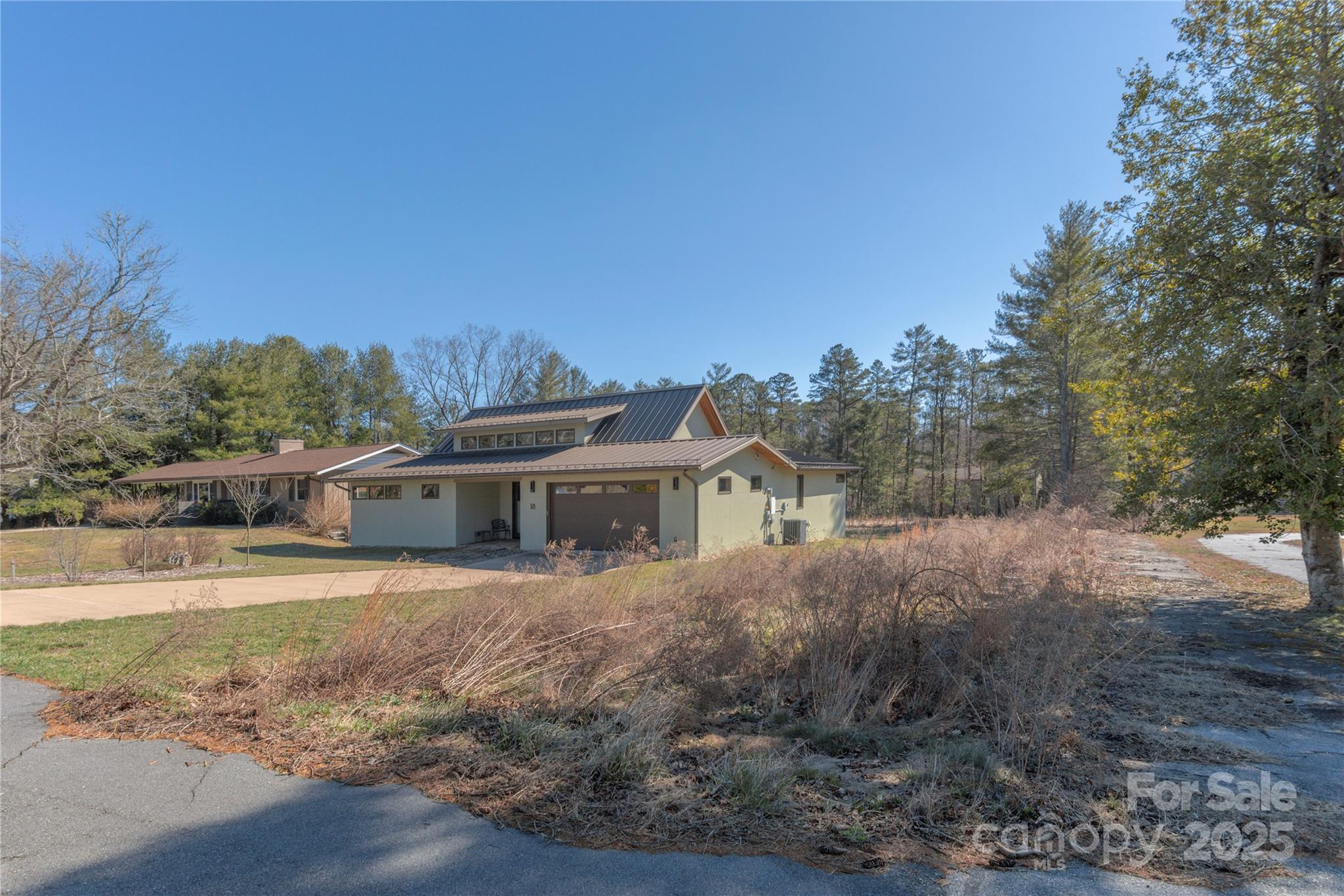22 Willowbrook Road