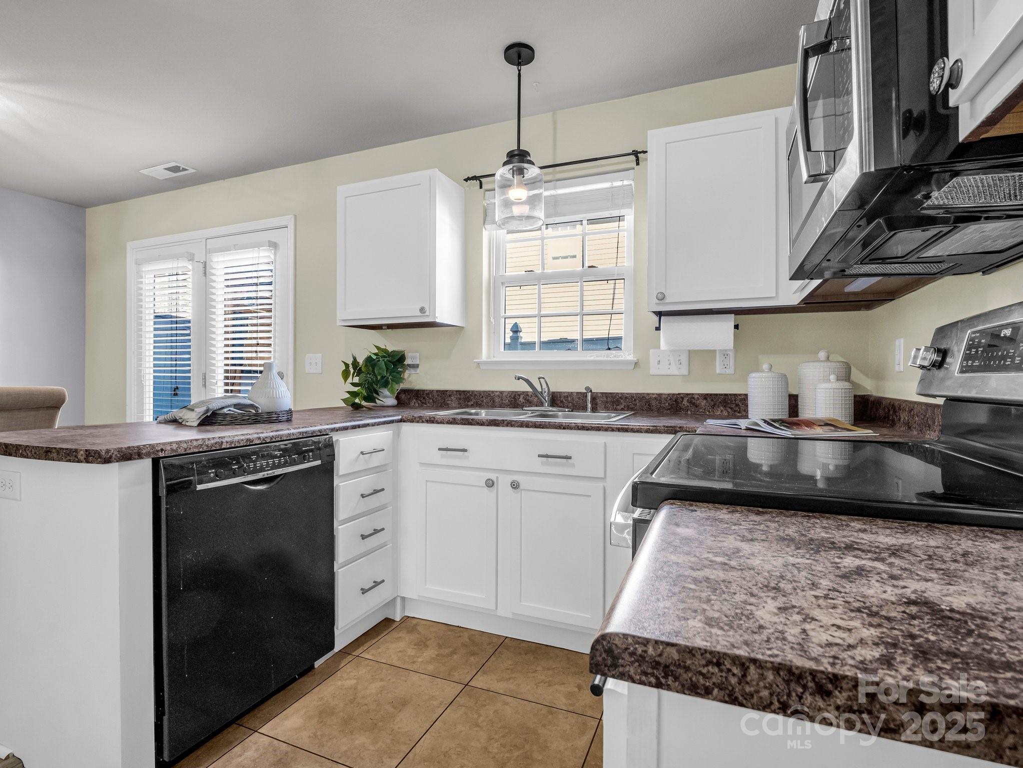 48 Lanceford Circle