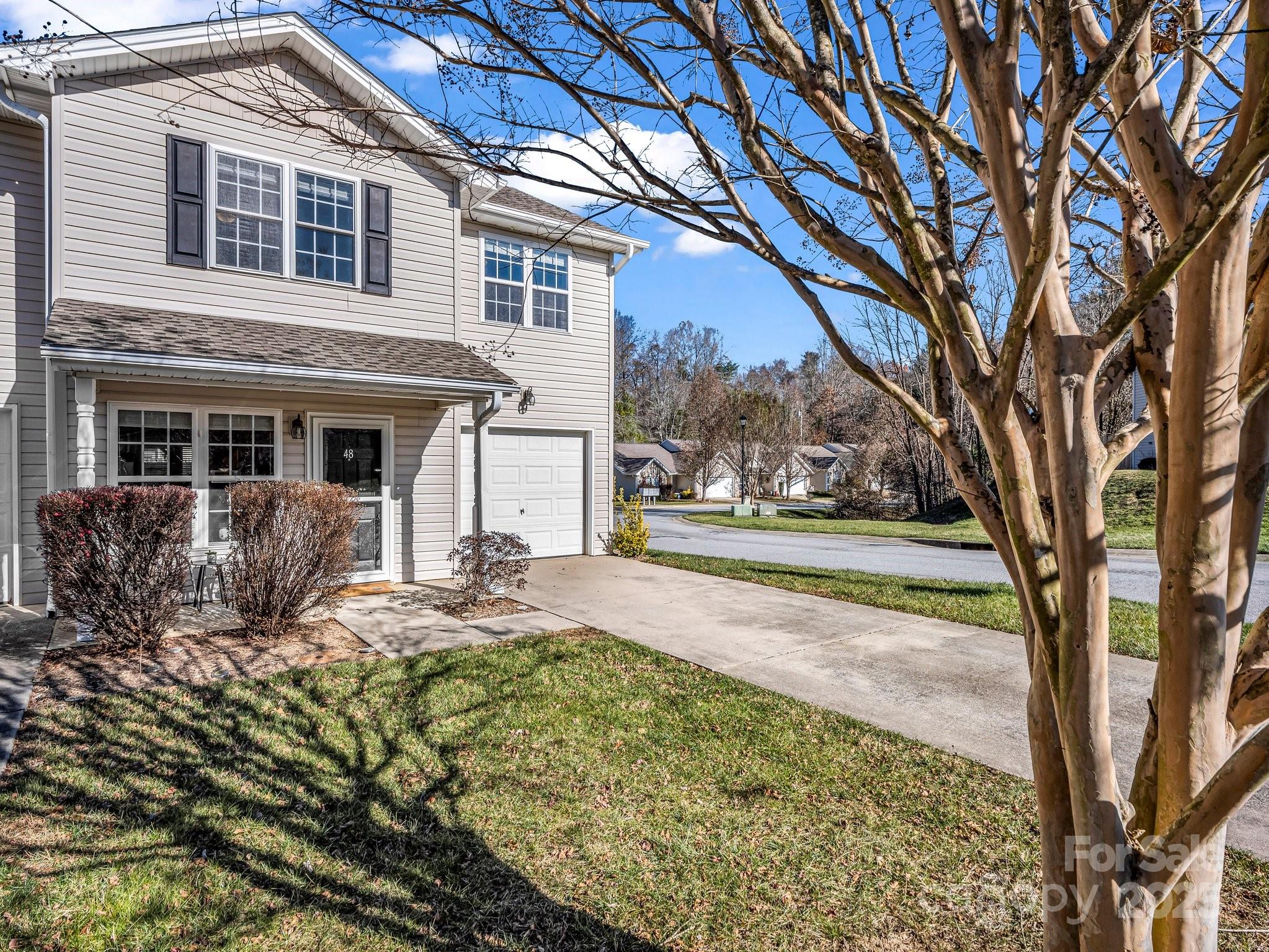 48 Lanceford Circle