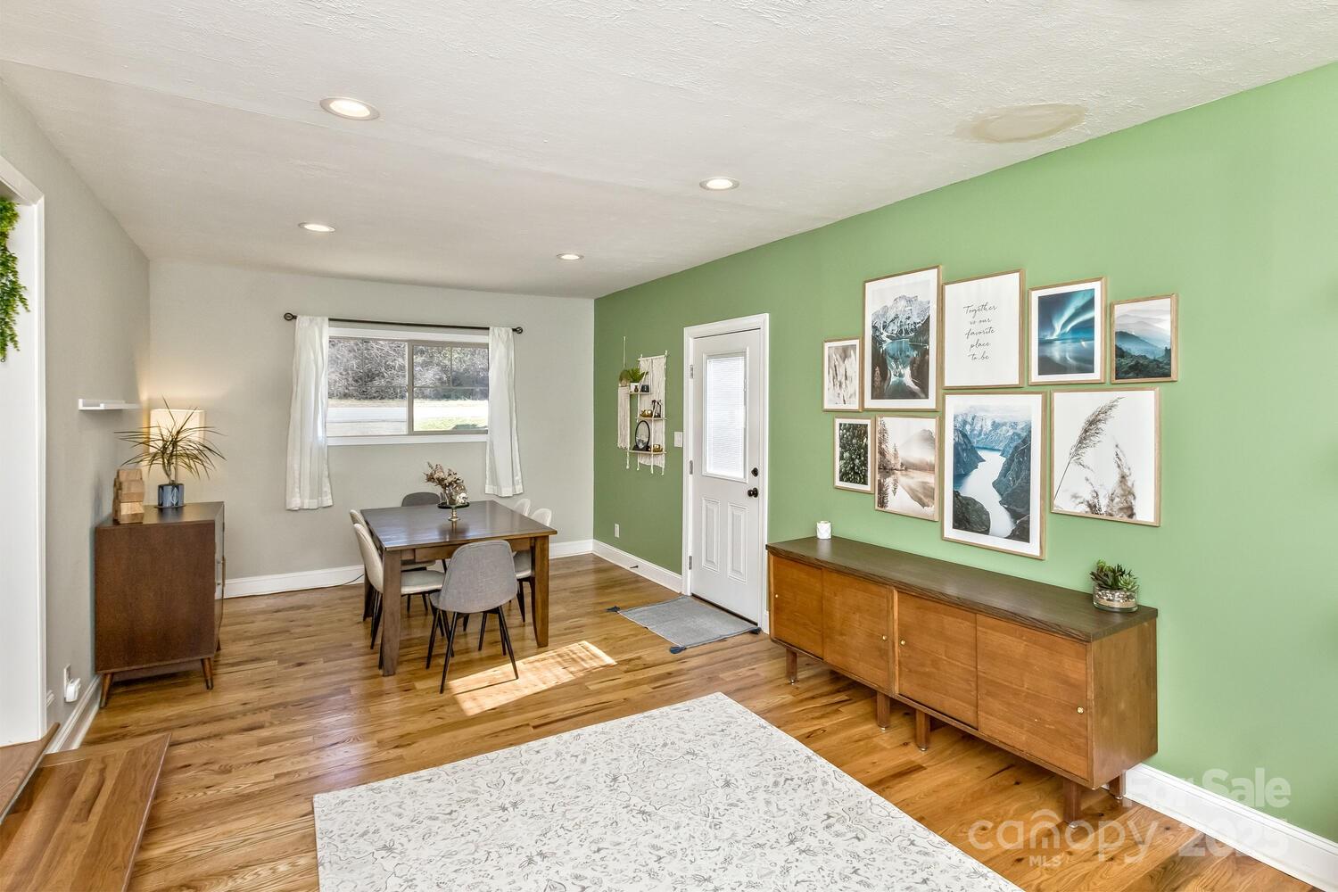 209 Caribou Road