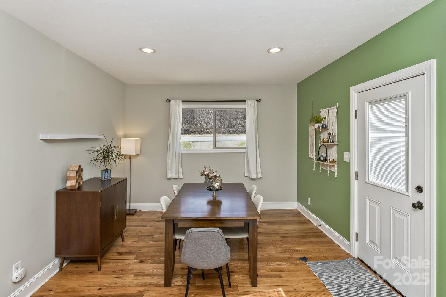 209 Caribou Road