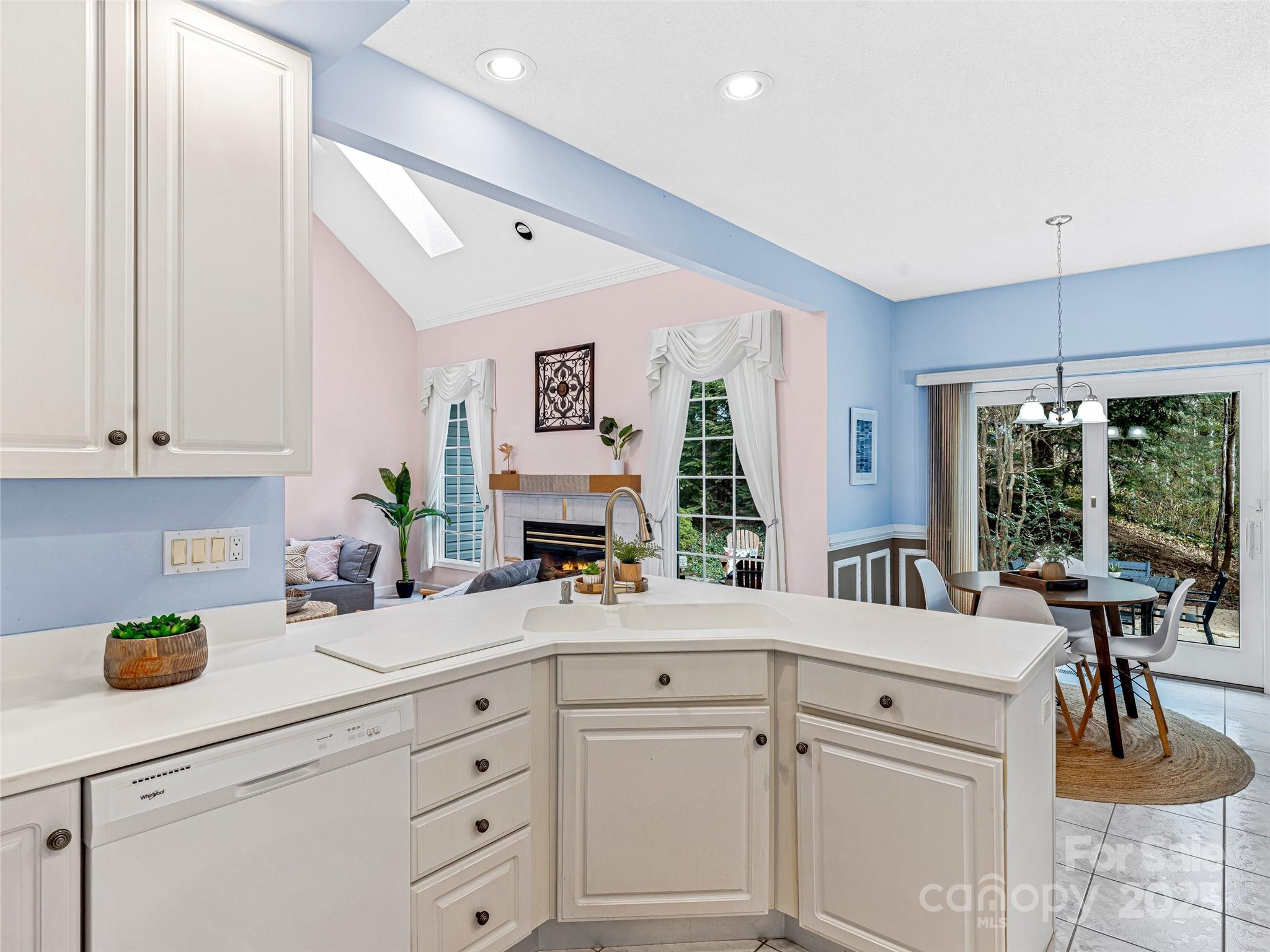 122 Eastmoor Drive