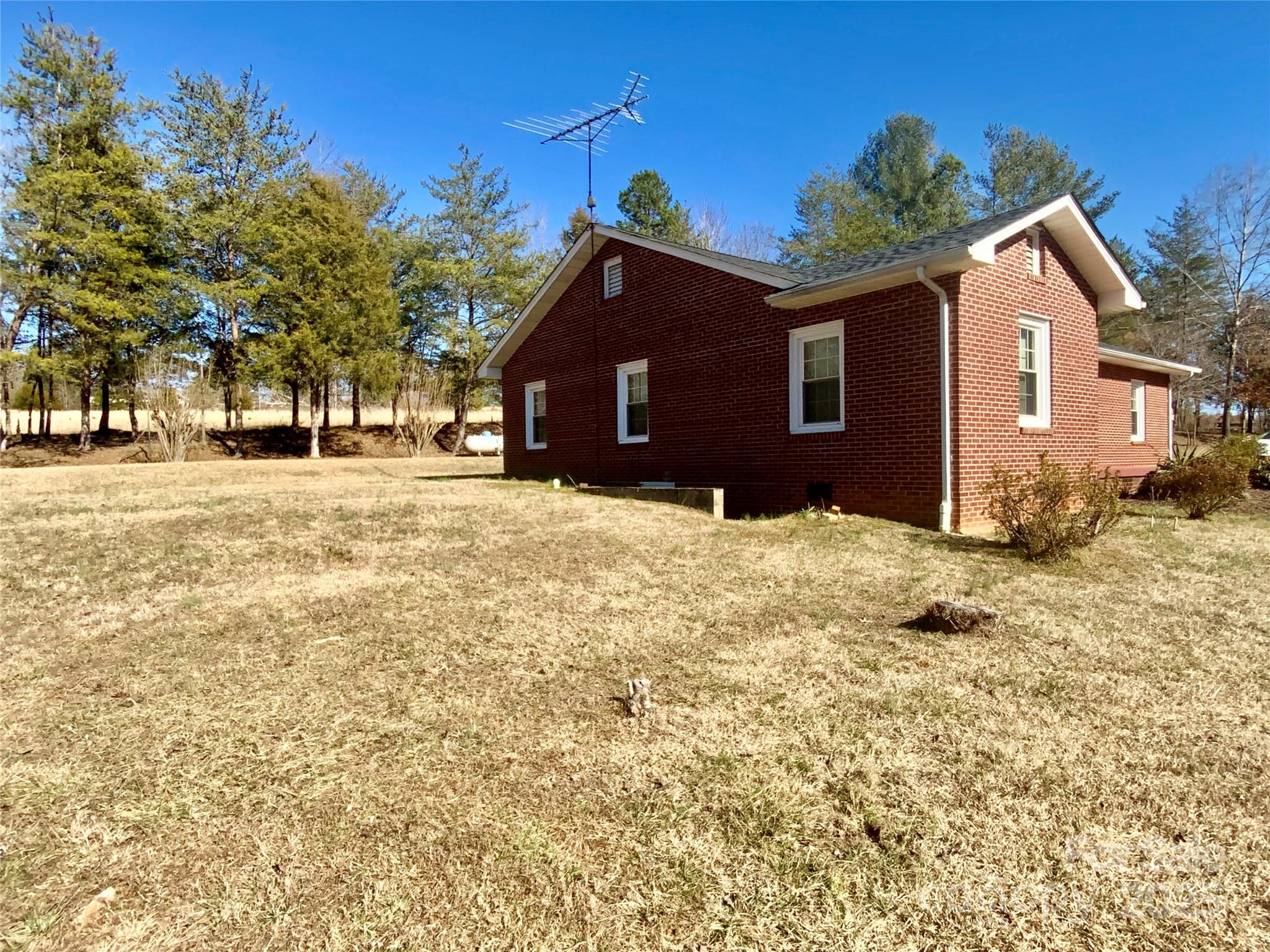 134 Oscar Justice Road