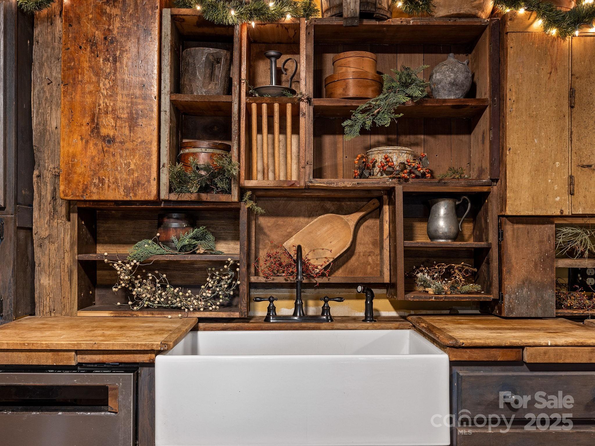 1933 John Shehan Road