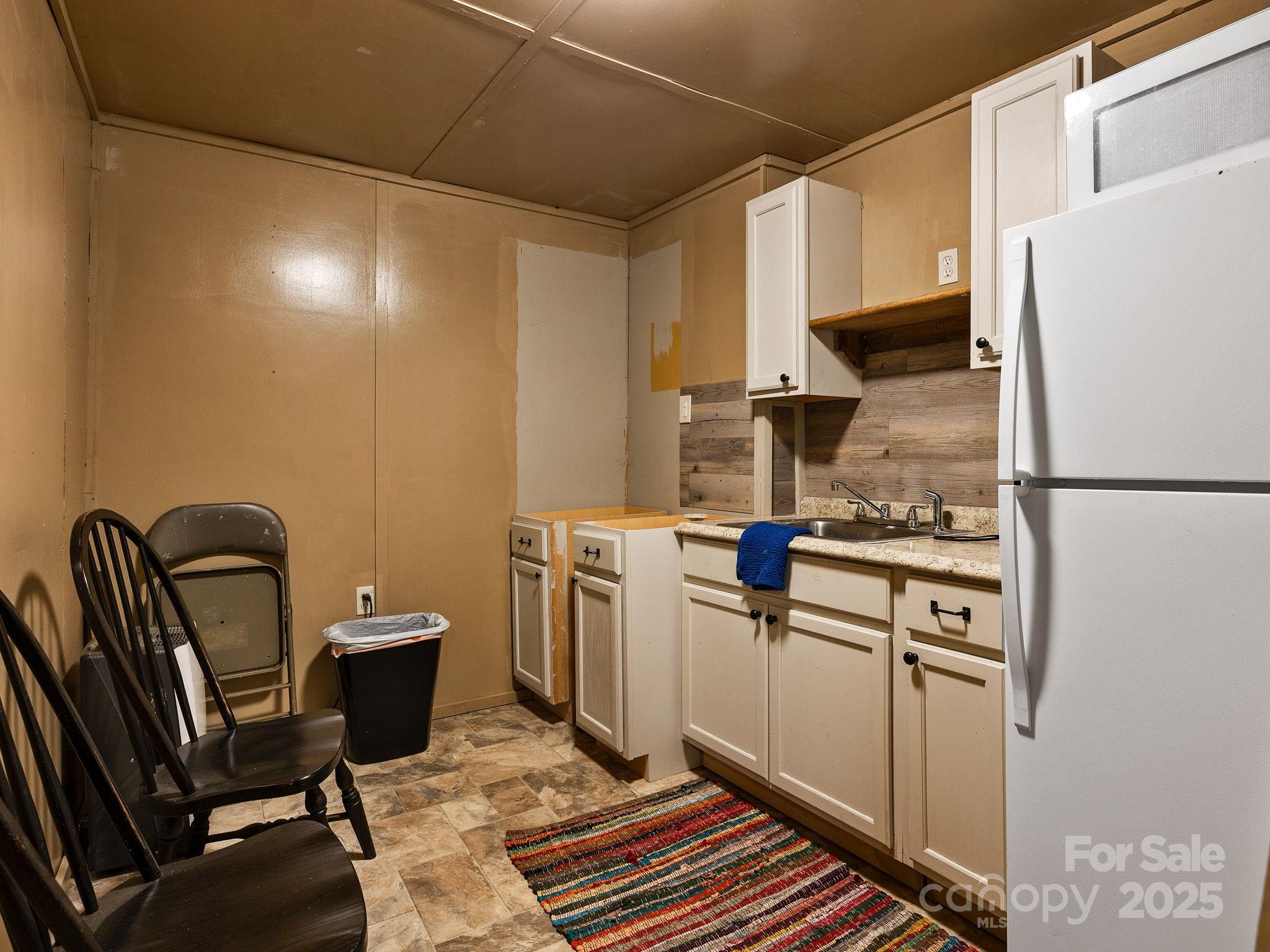 1933 John Shehan Road