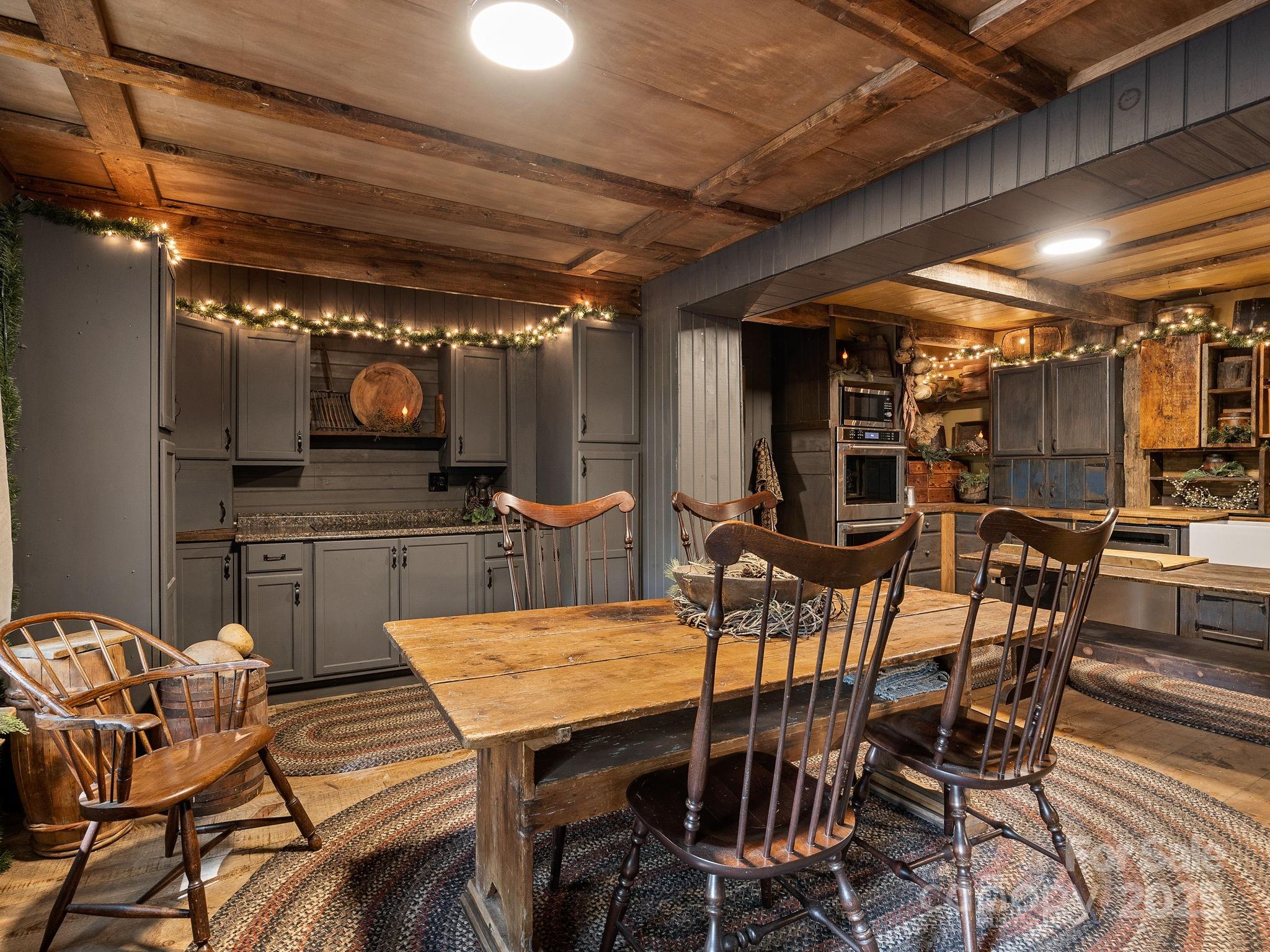 1933 John Shehan Road