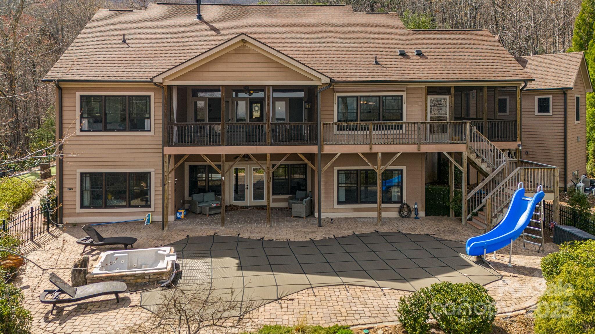 135 Anthony Court