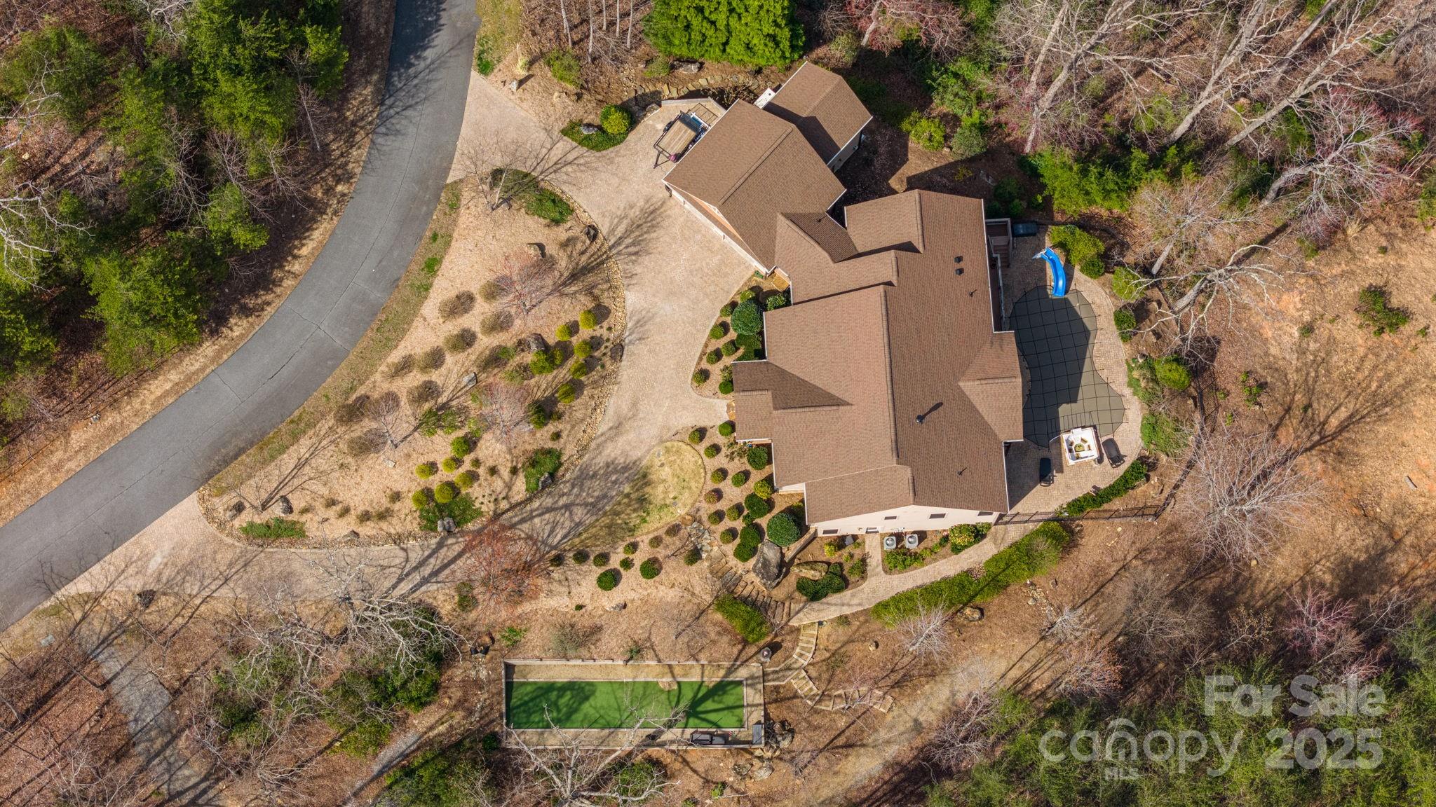 135 Anthony Court