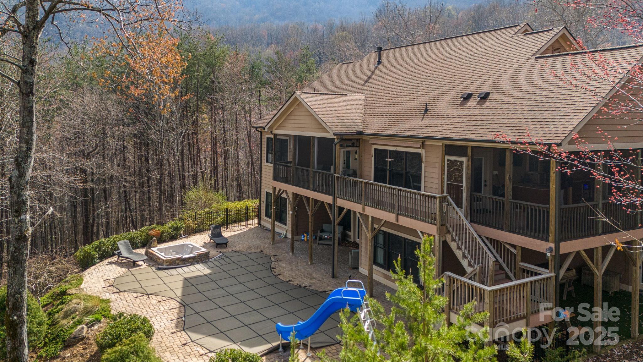 135 Anthony Court