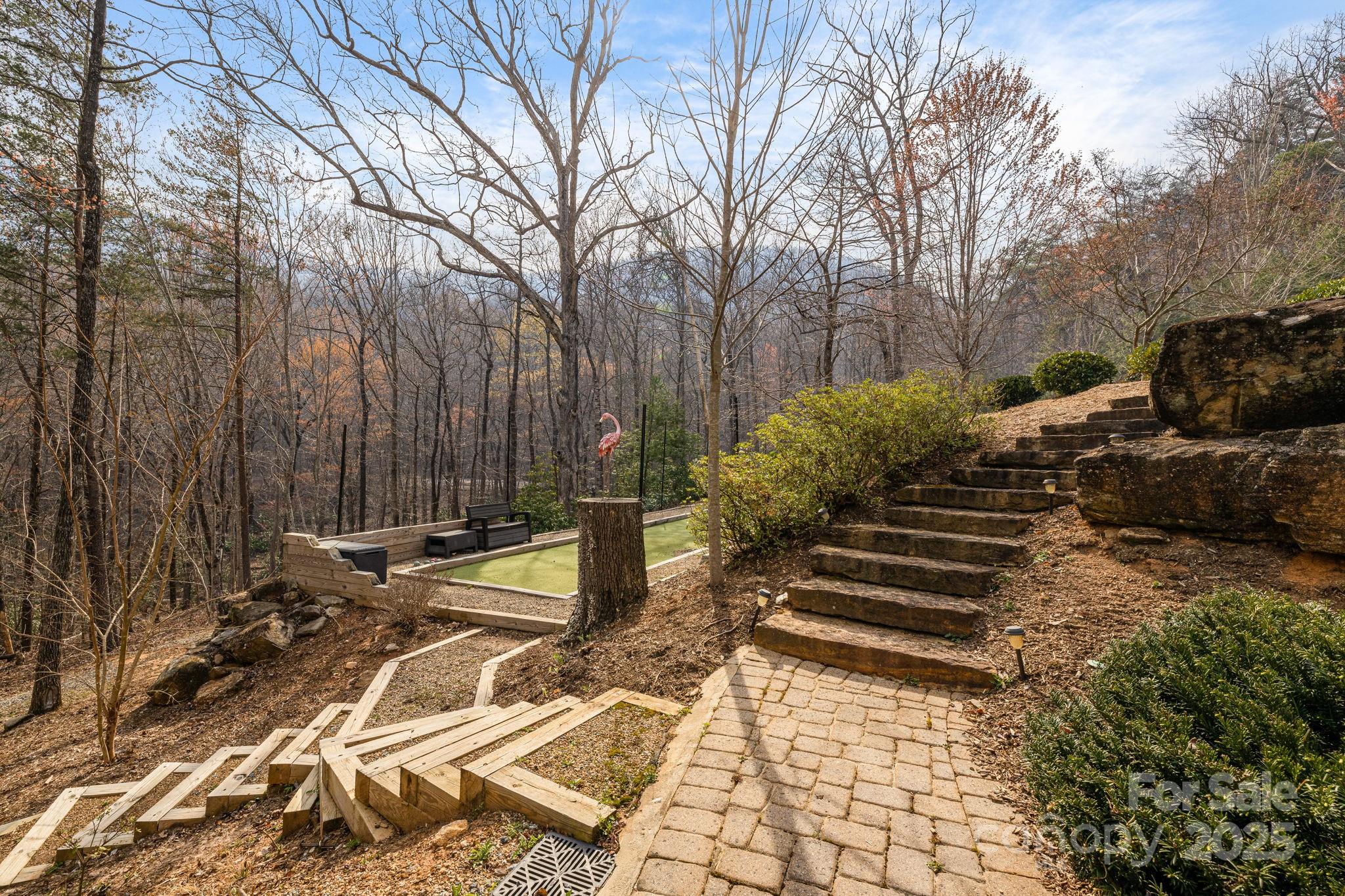 135 Anthony Court
