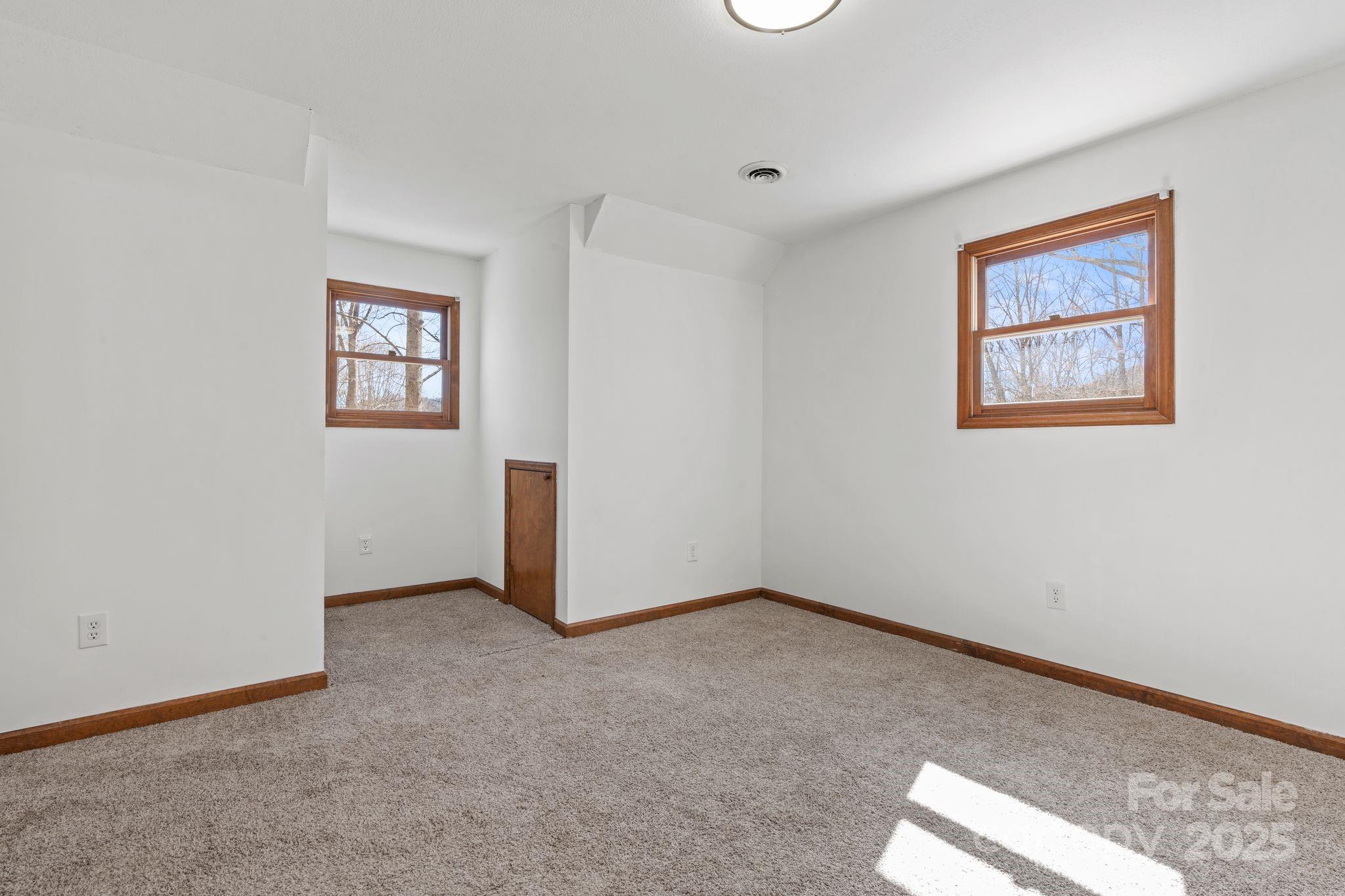 207 Cedarview Drive