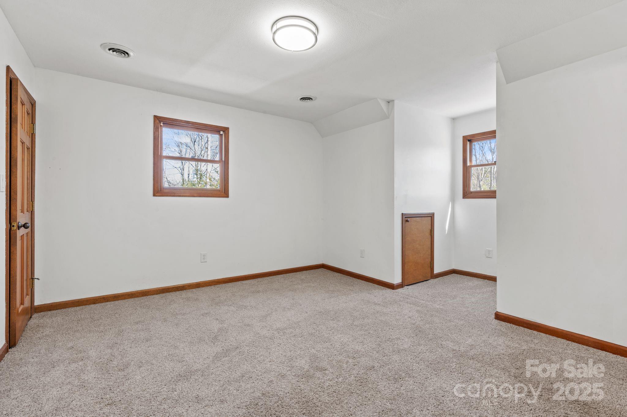 207 Cedarview Drive
