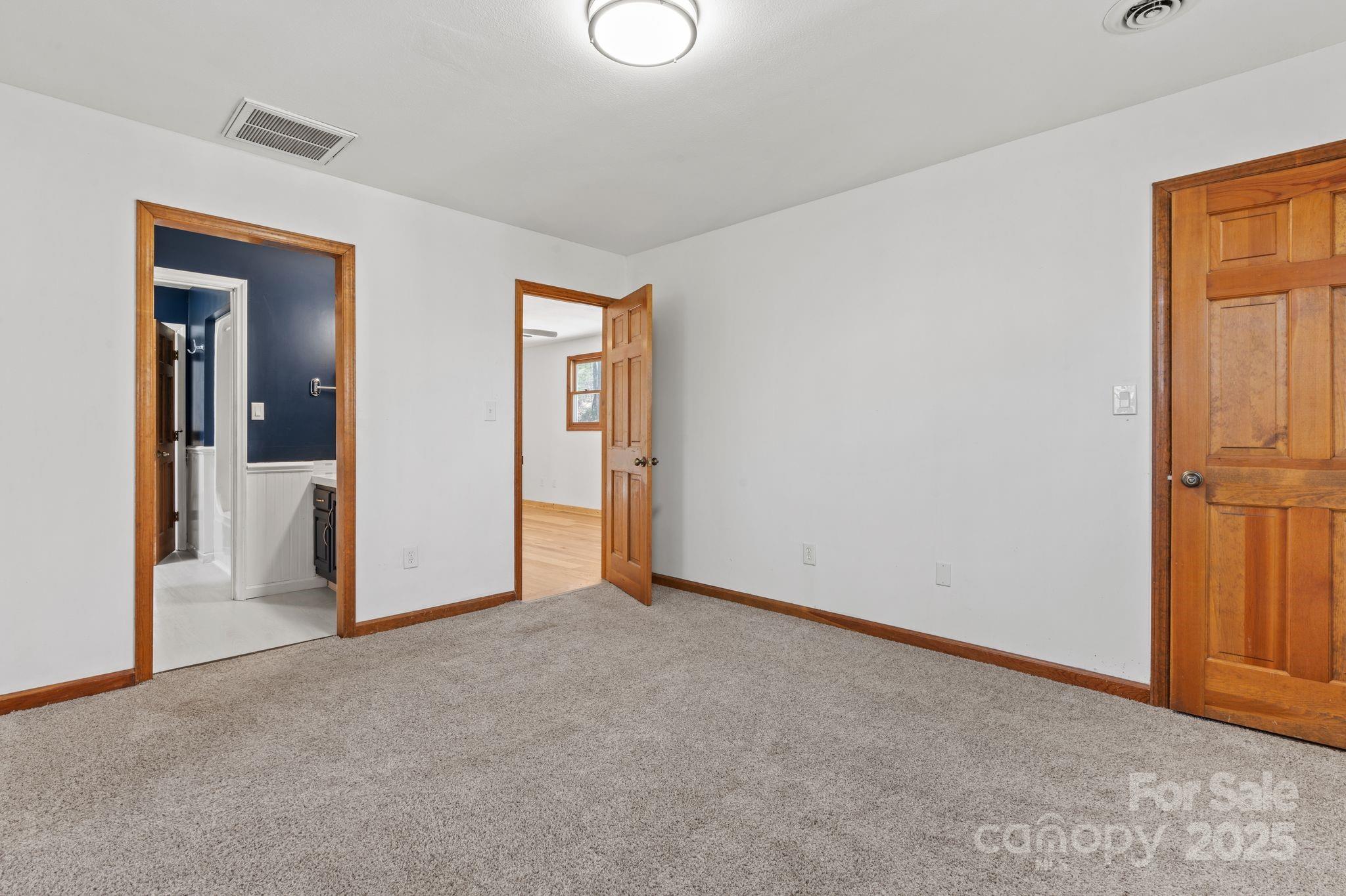 207 Cedarview Drive