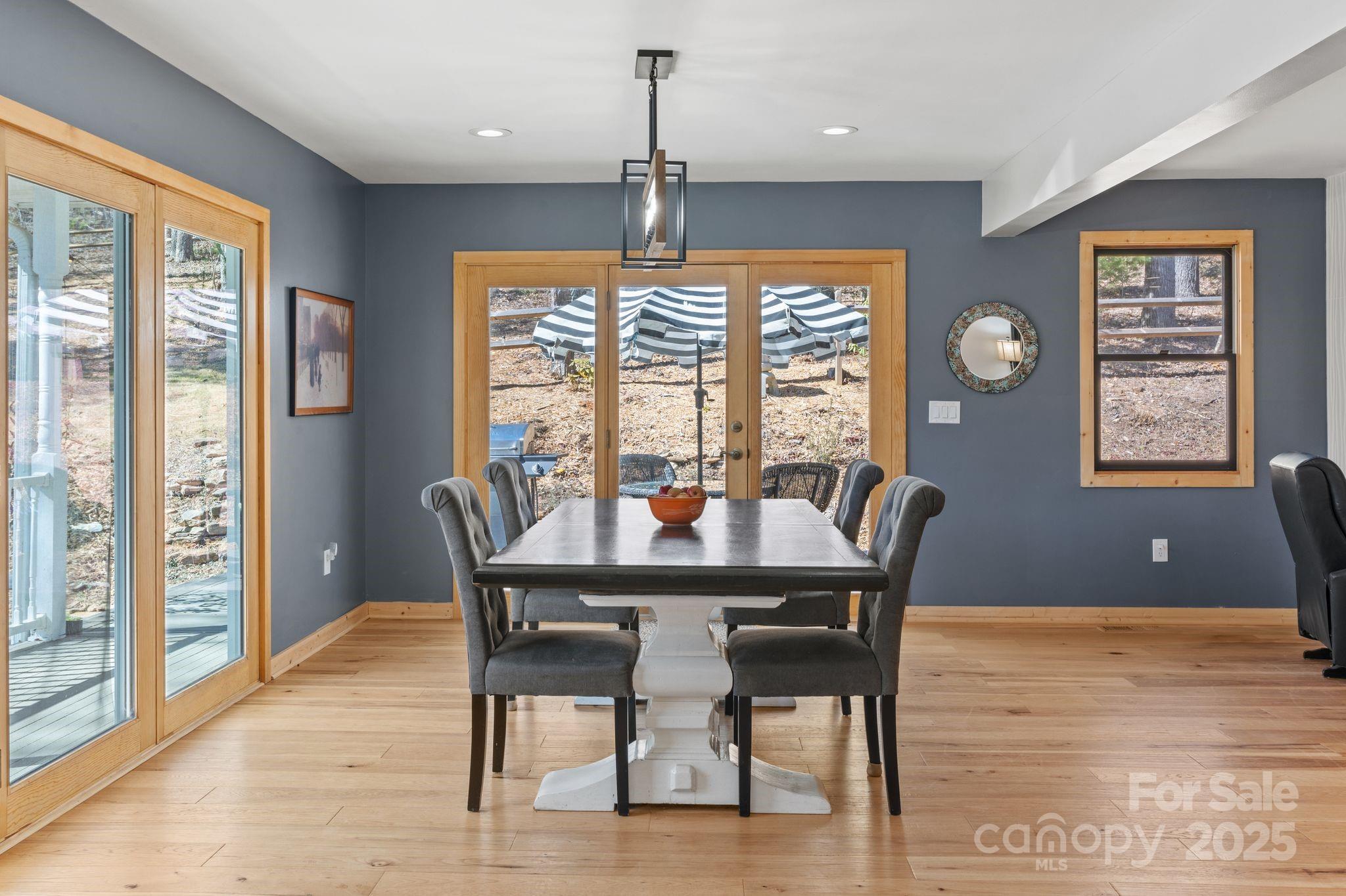 207 Cedarview Drive