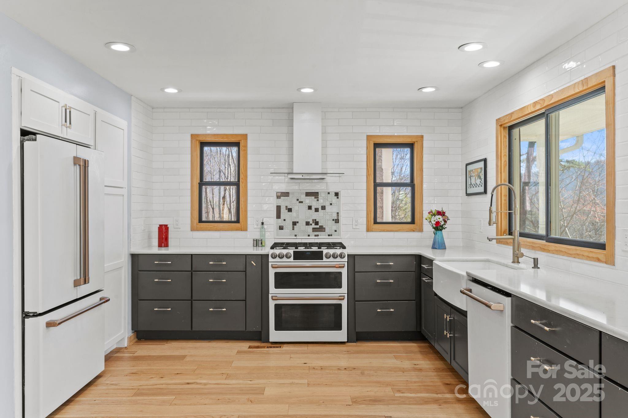 207 Cedarview Drive