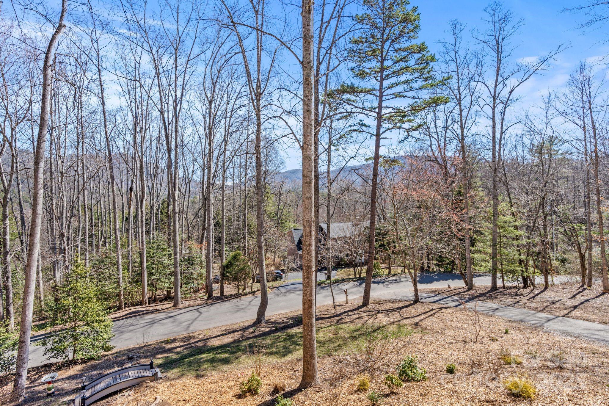 207 Cedarview Drive