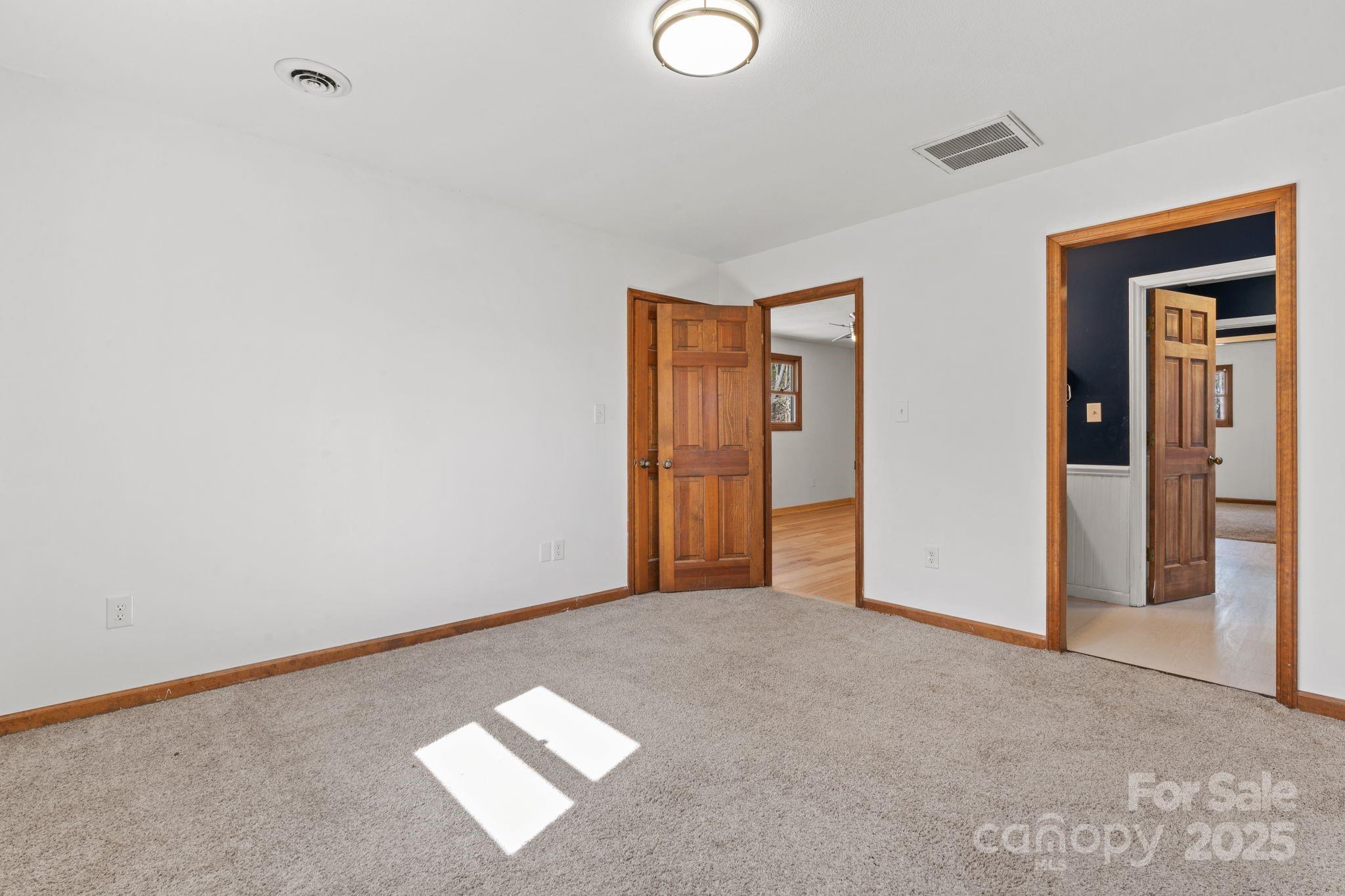 207 Cedarview Drive