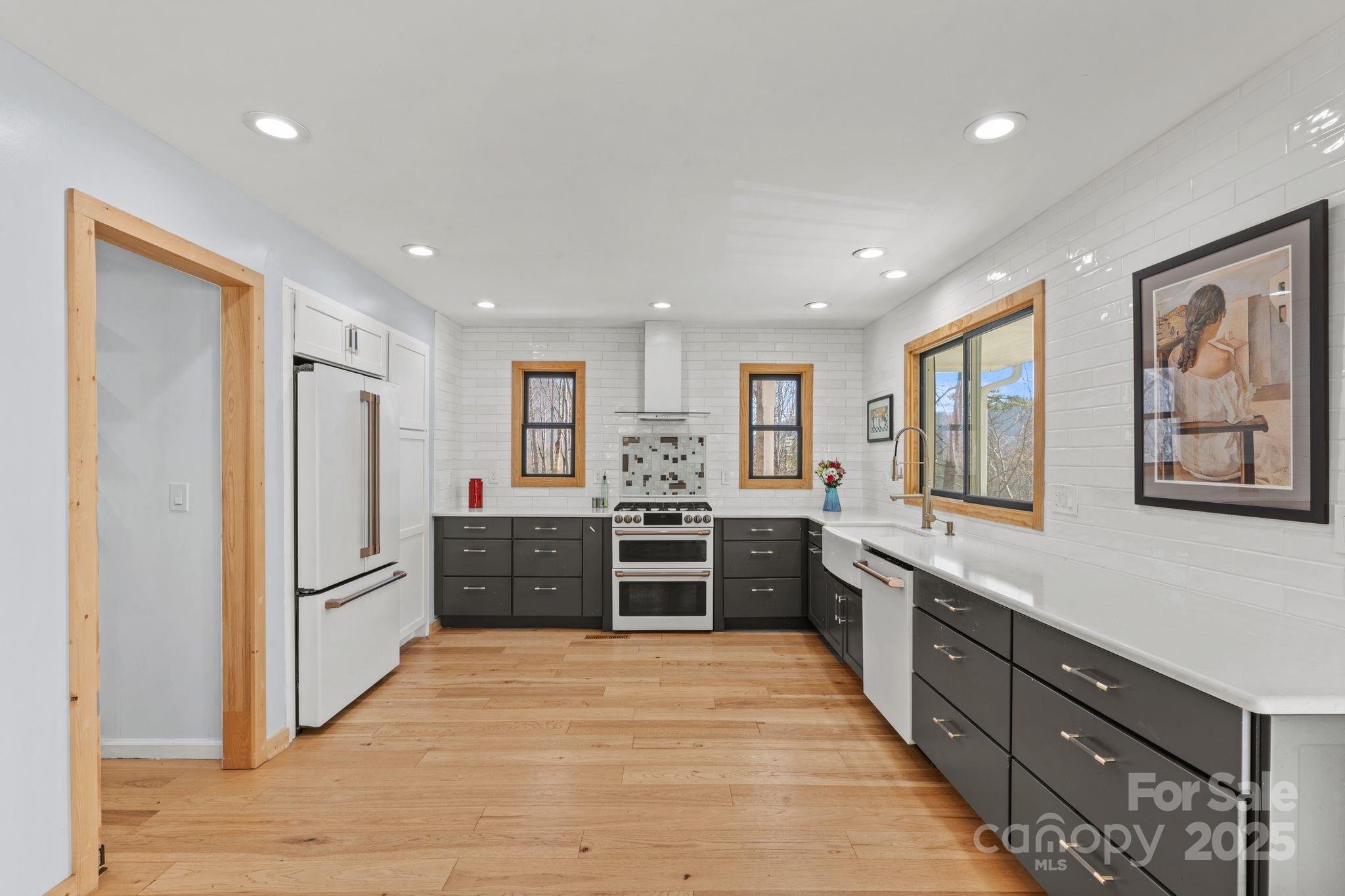 207 Cedarview Drive