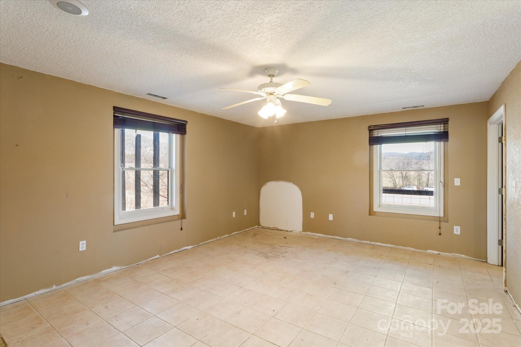27 Shadow Ridge Drive