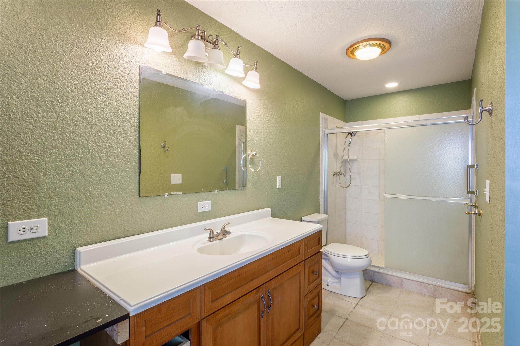 27 Shadow Ridge Drive