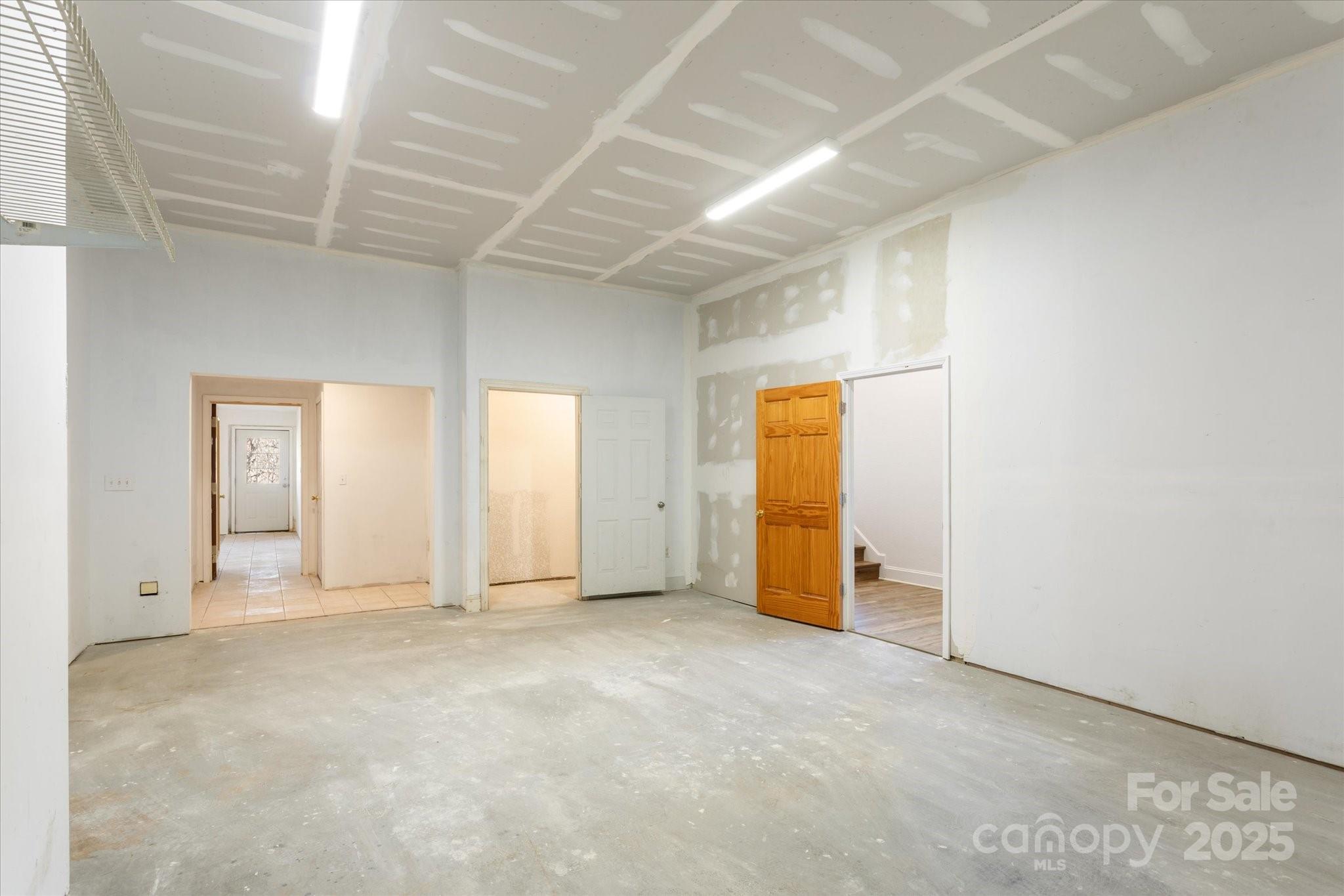 27 Shadow Ridge Drive