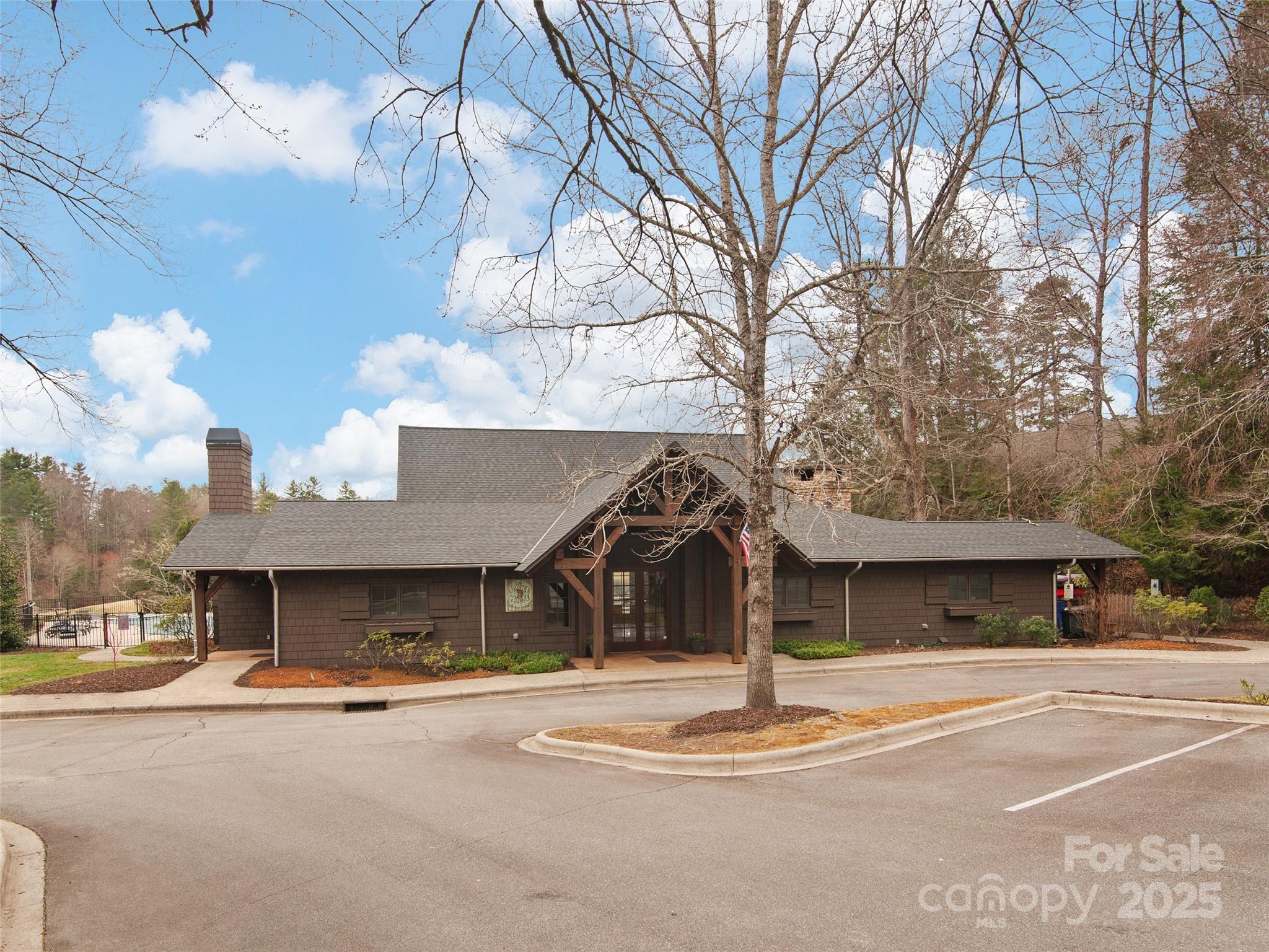 0 Springhouse Trail Unit: 15