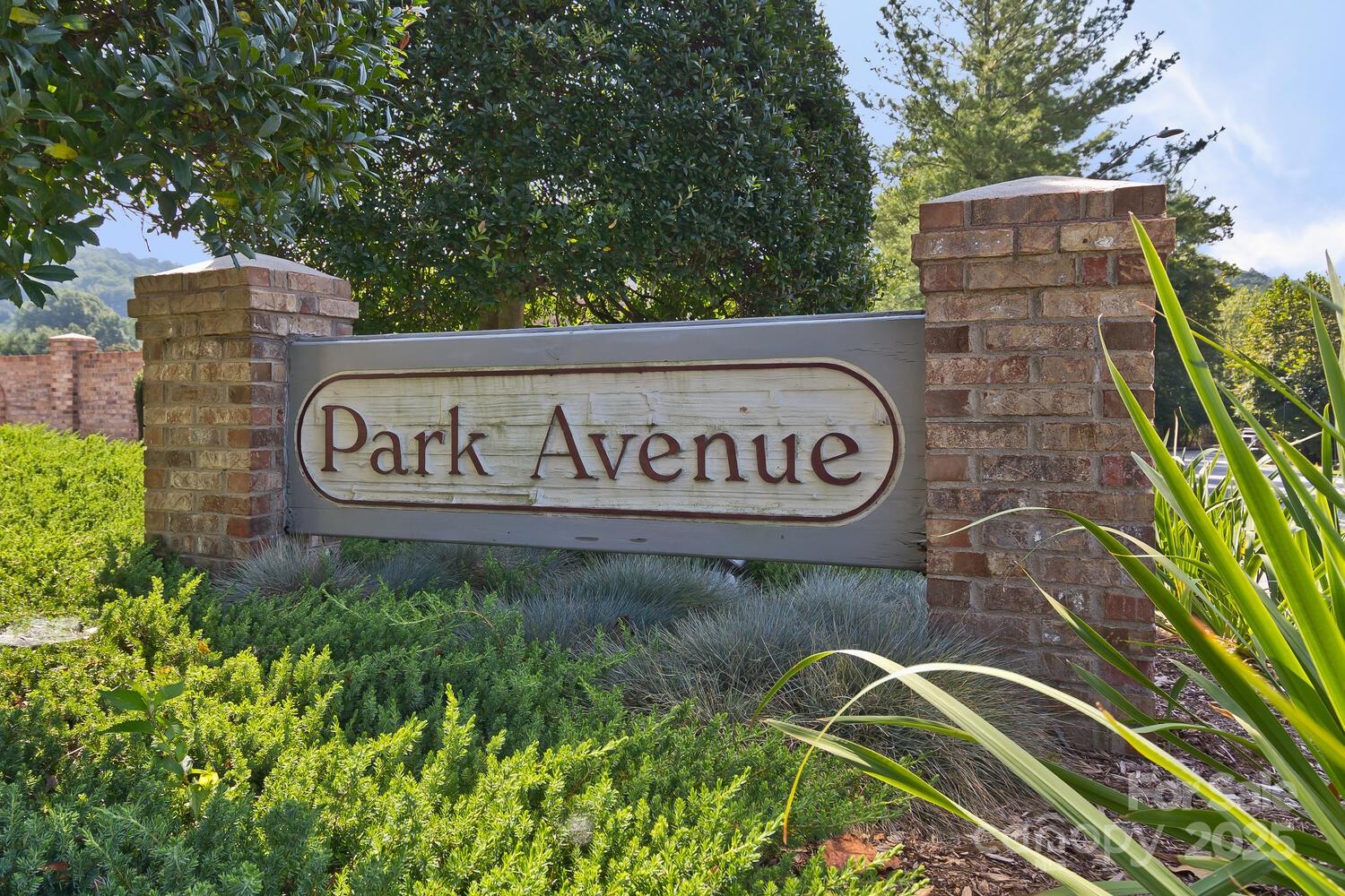 6 Park Avenue