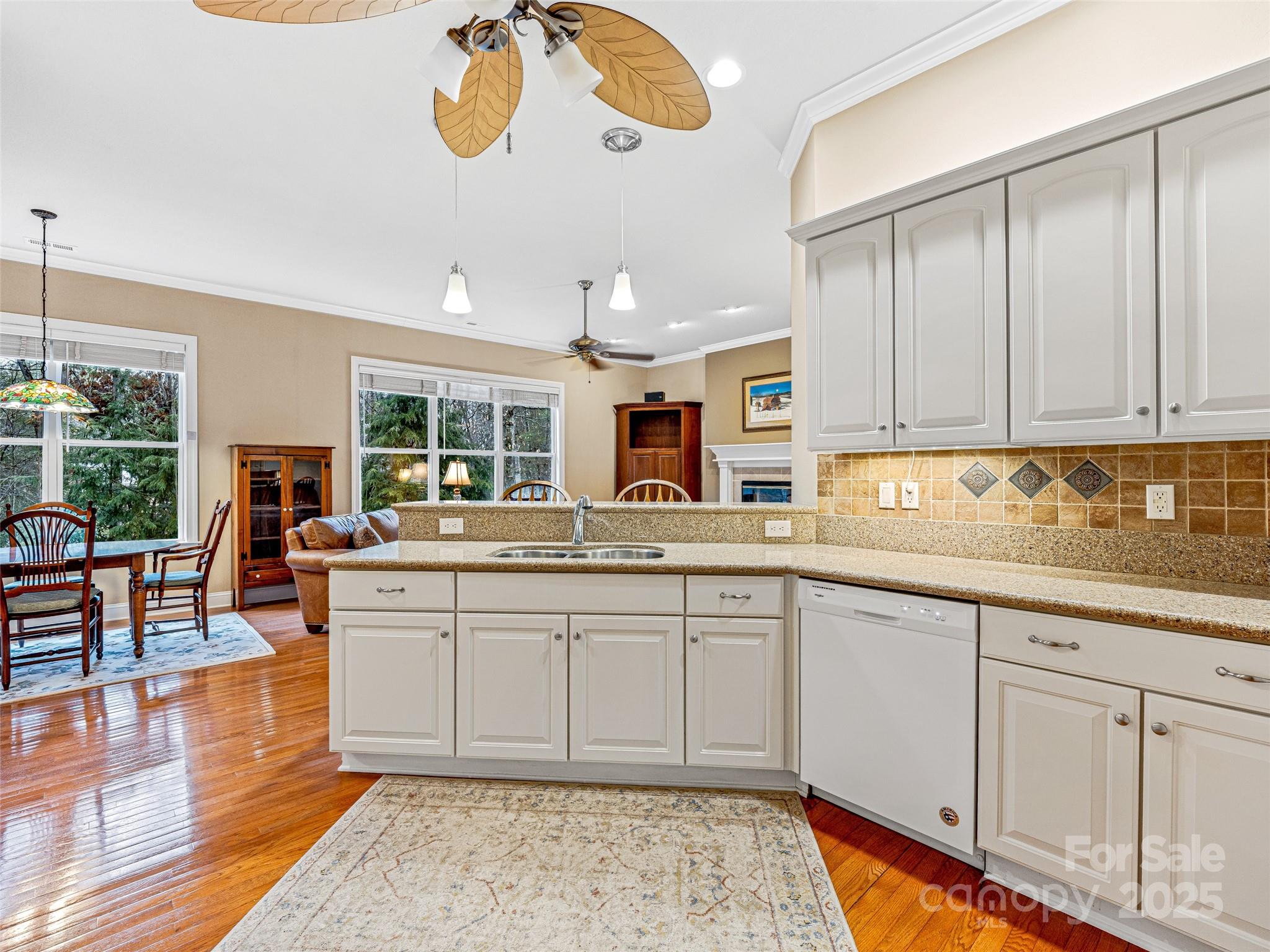 212 Eagle Chase Lane