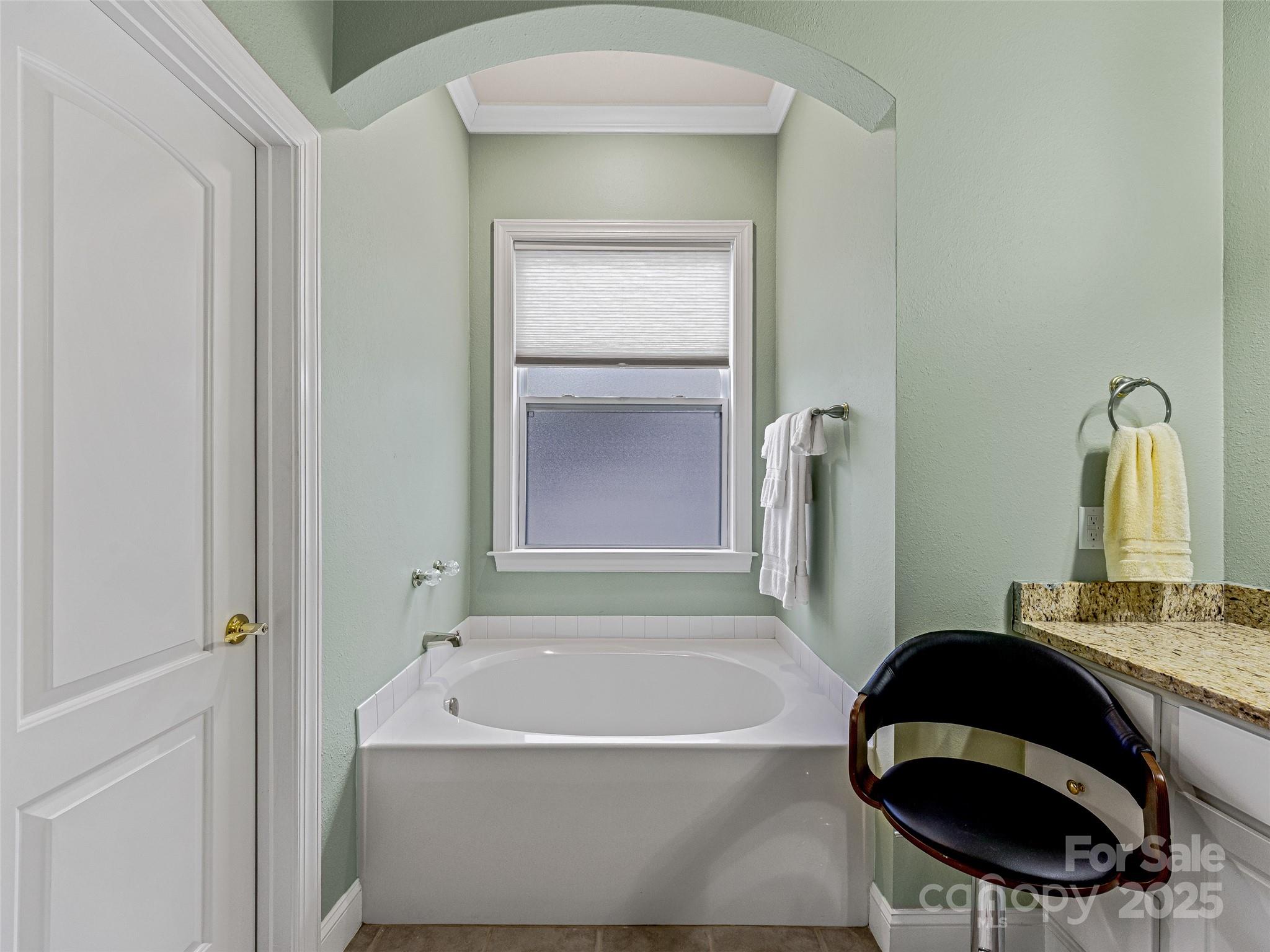 212 Eagle Chase Lane