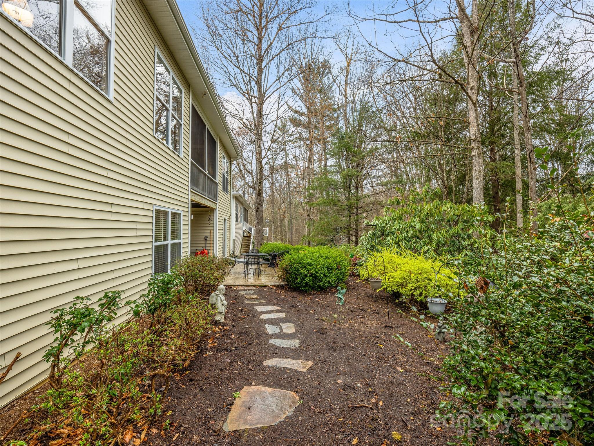 212 Eagle Chase Lane