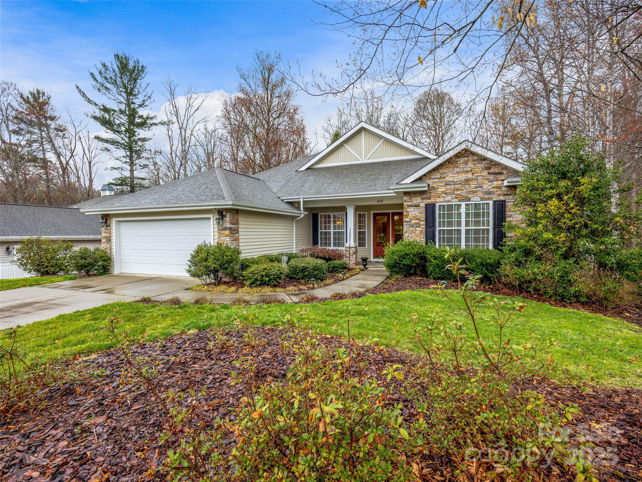 212 Eagle Chase Lane