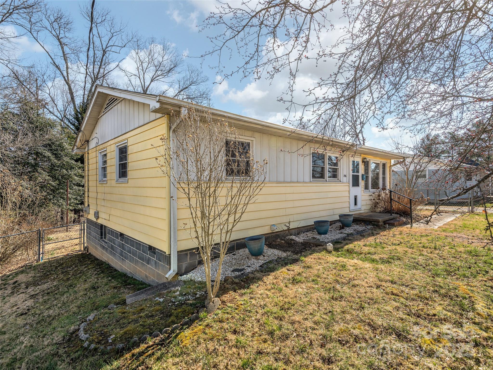 396 Riverview Drive
