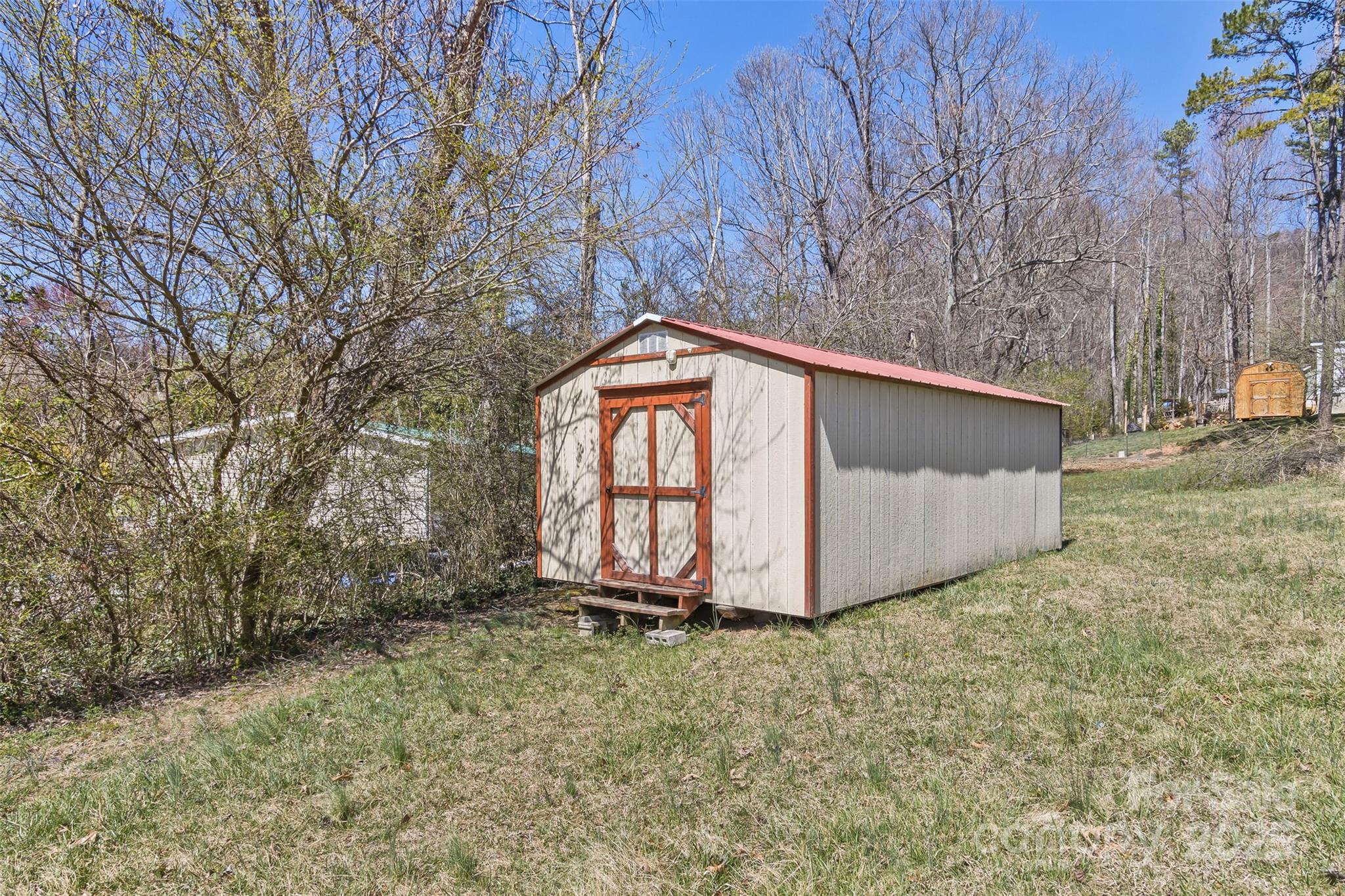 18 Evelyn Acres Drive