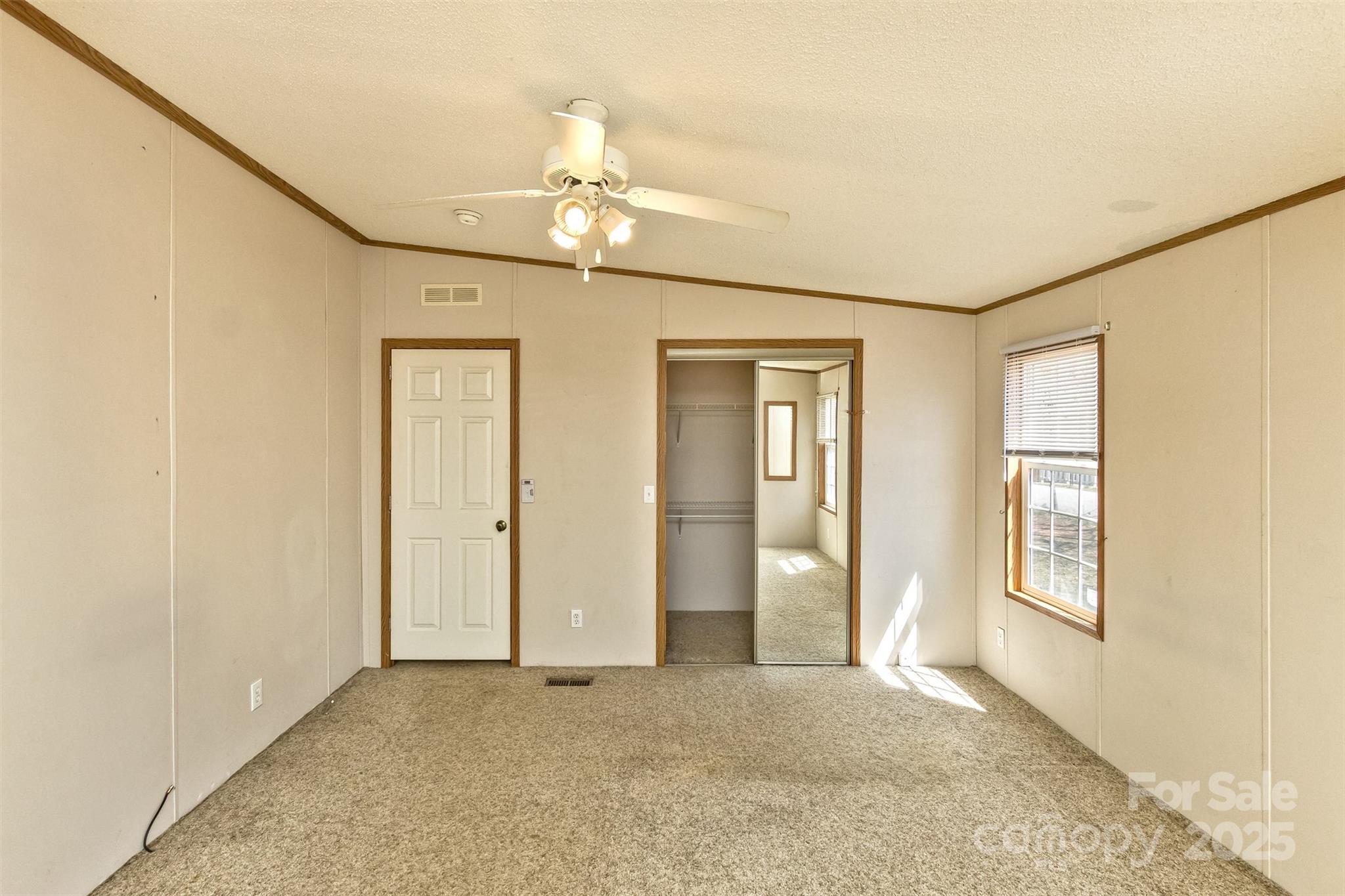 18 Evelyn Acres Drive