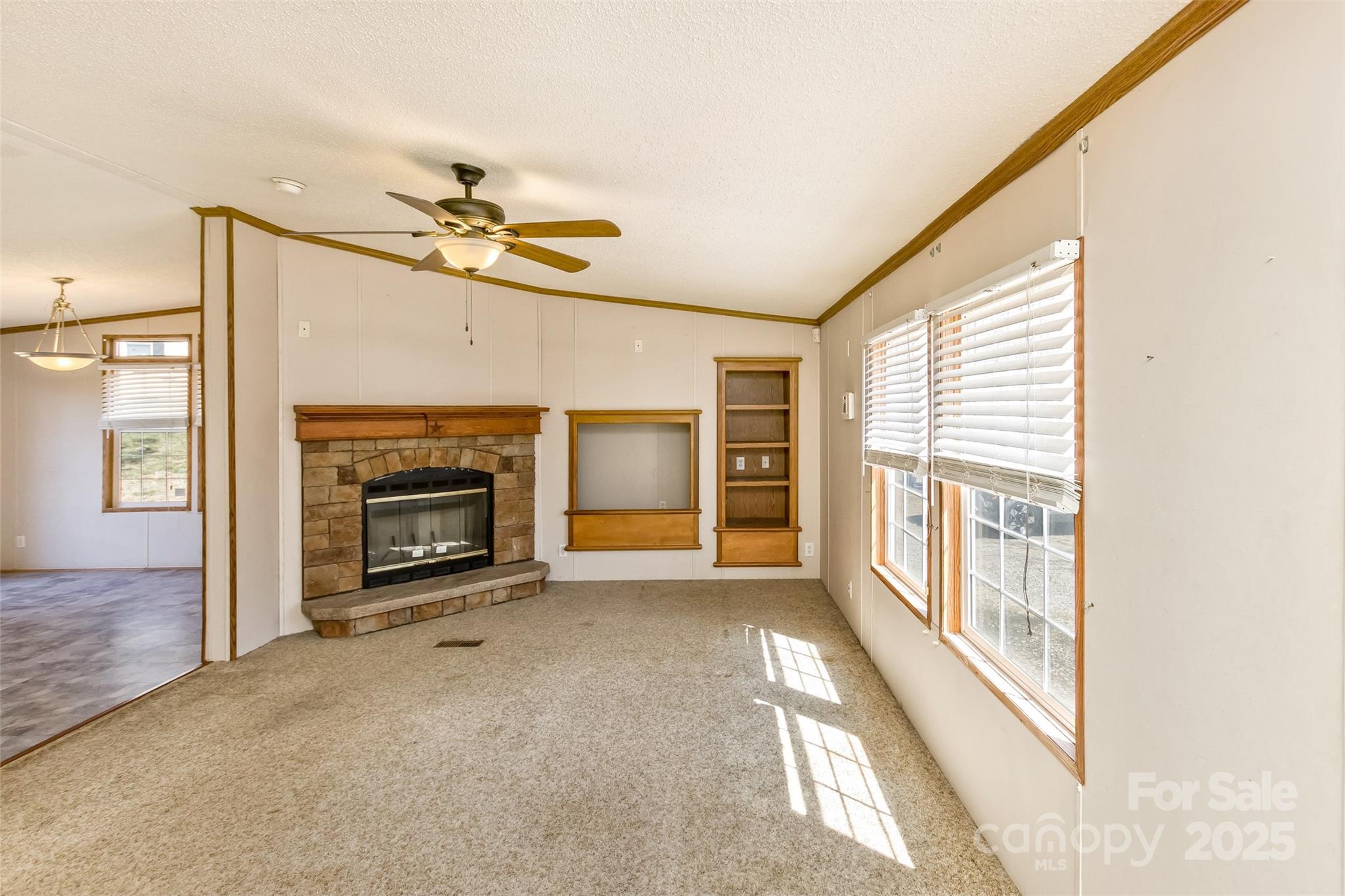18 Evelyn Acres Drive