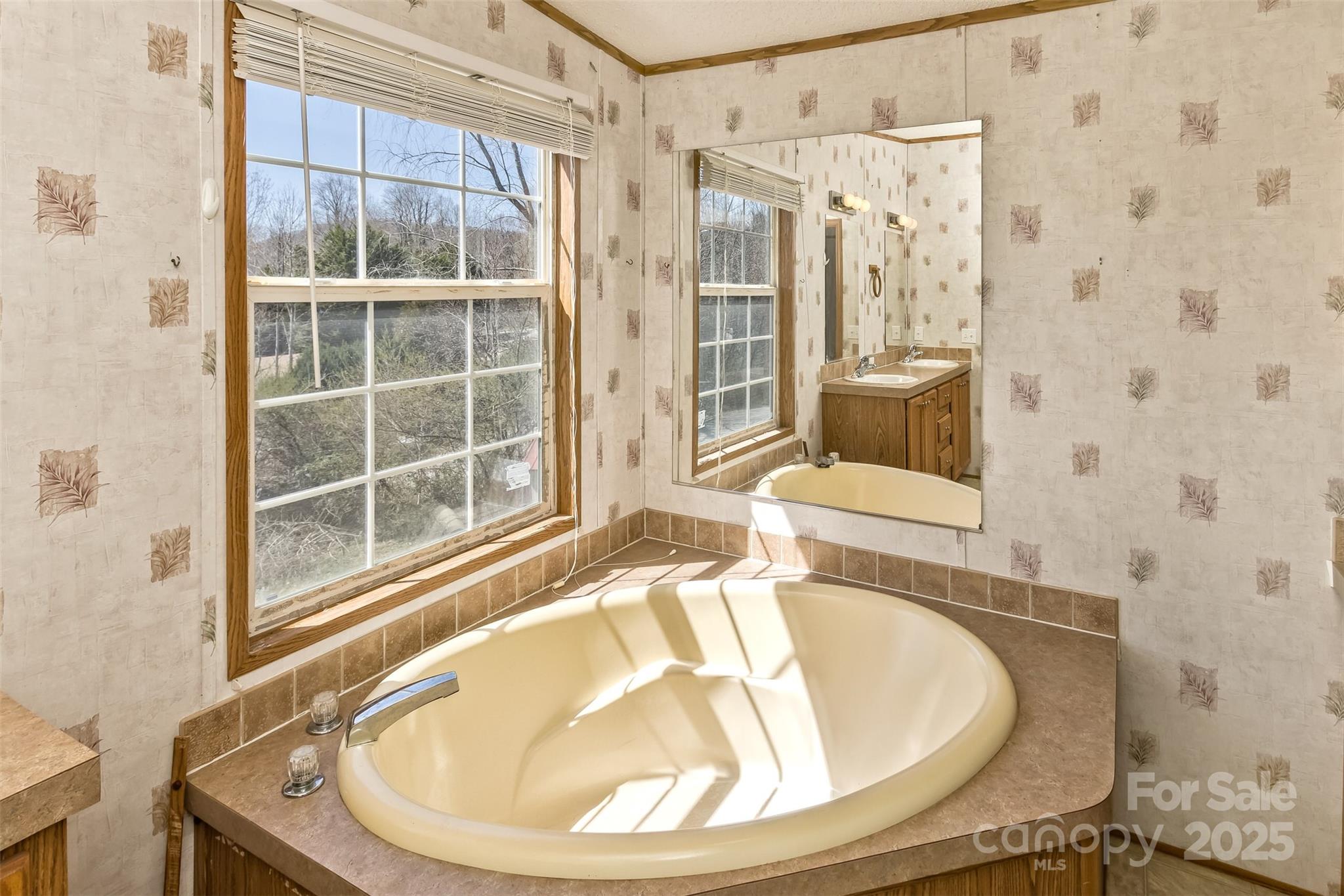 18 Evelyn Acres Drive