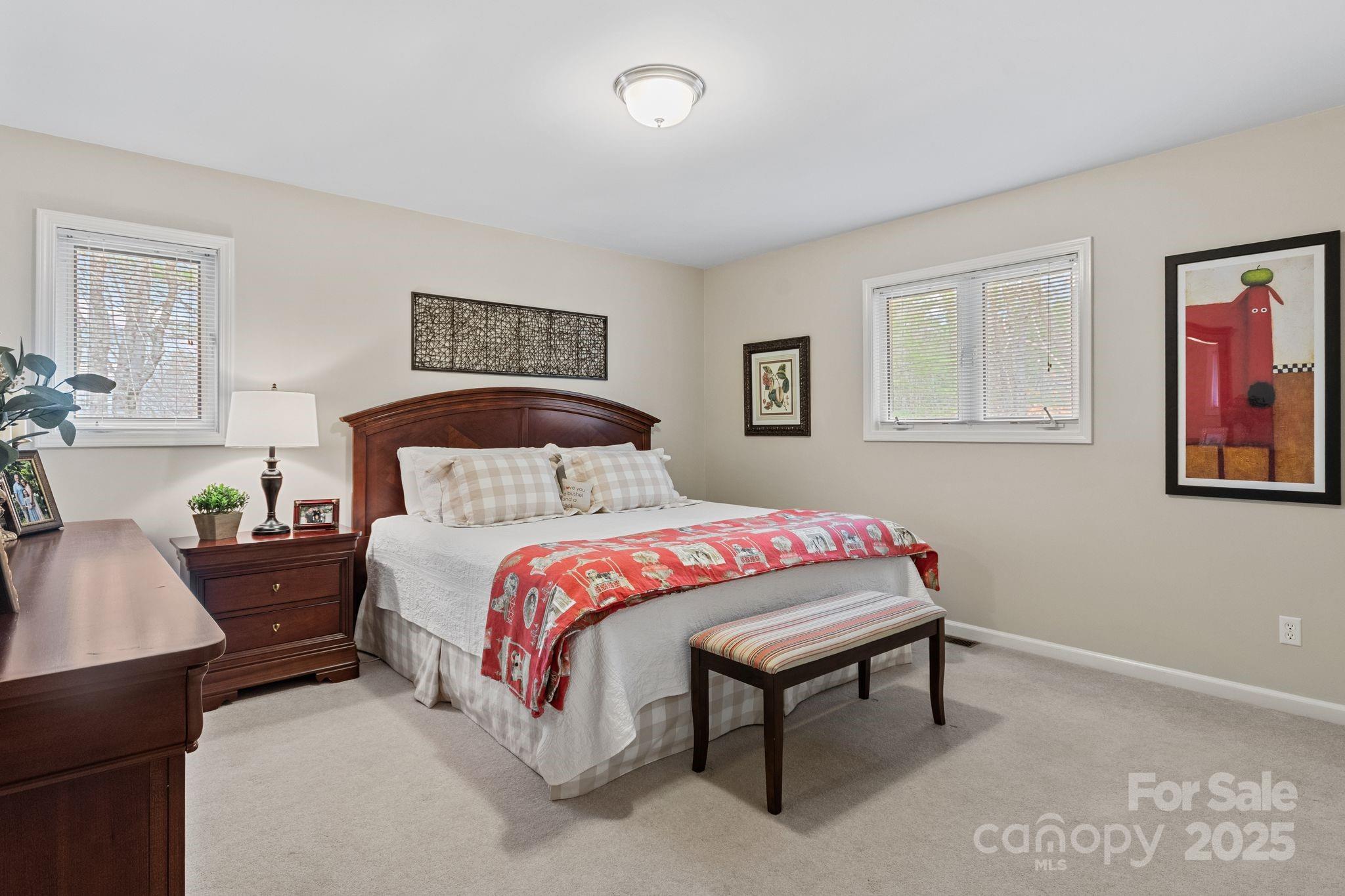 17 Sweetwater Oaks Drive