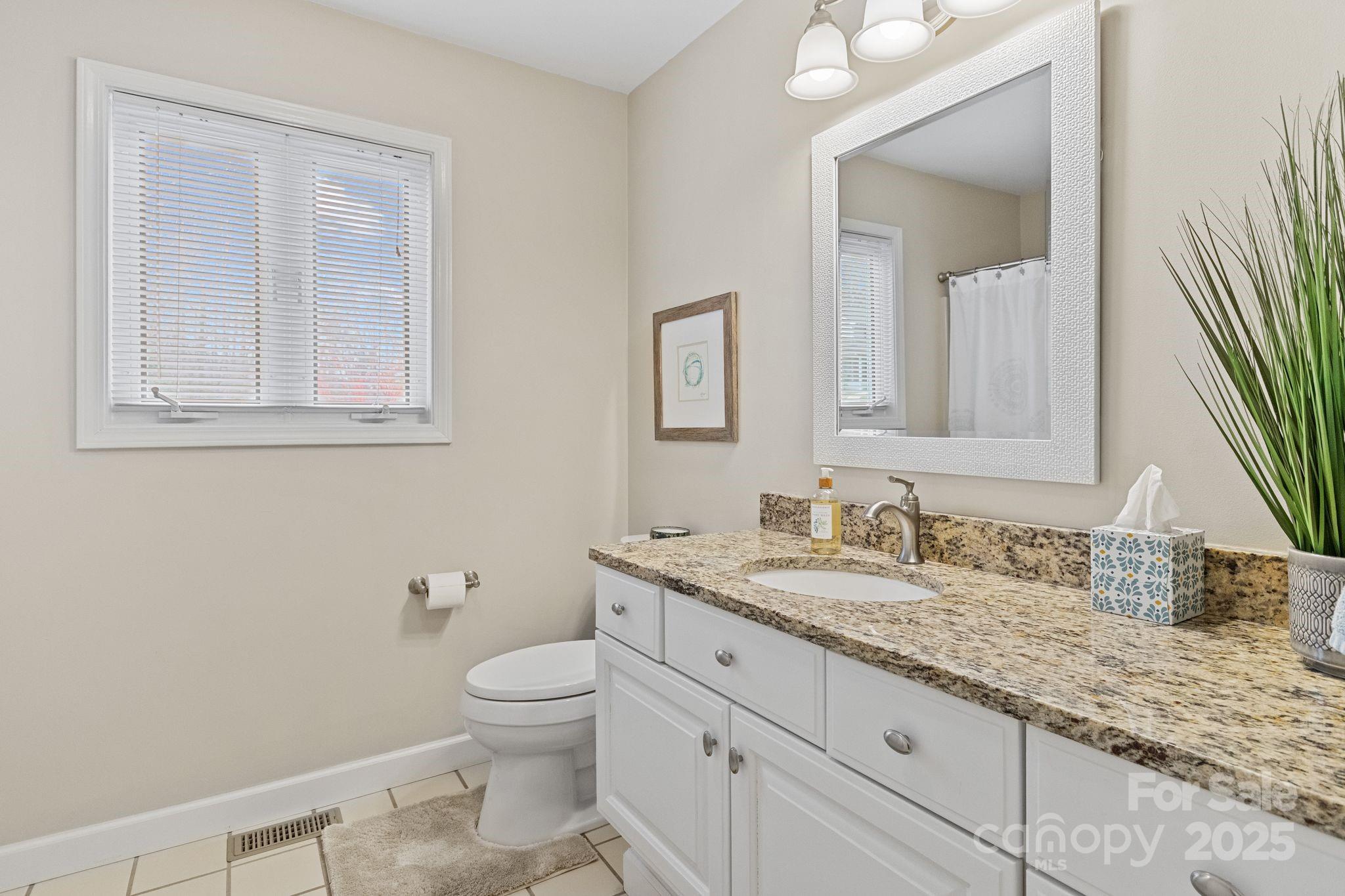 17 Sweetwater Oaks Drive
