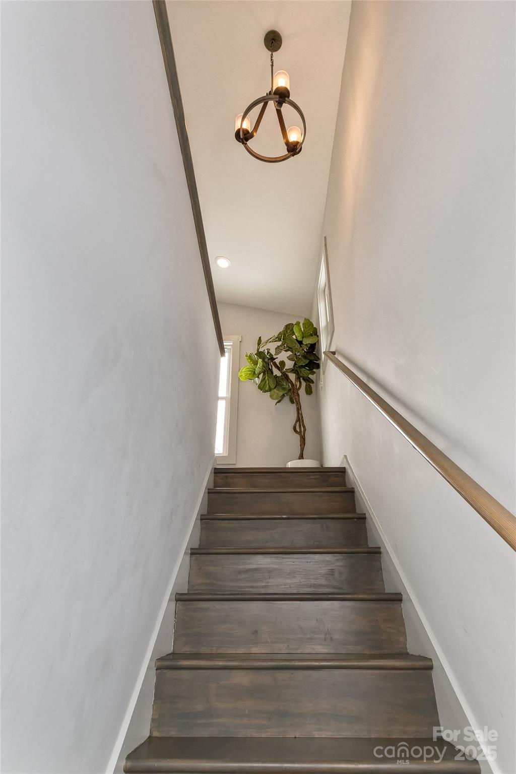 105 Annies Ridge Road