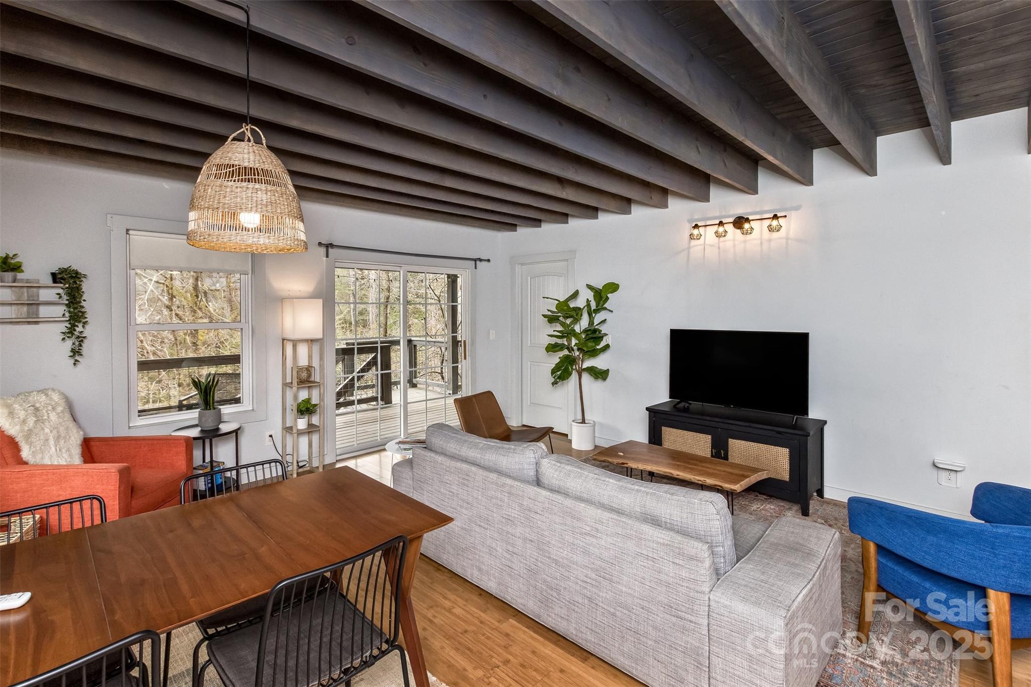 105 Annies Ridge Road
