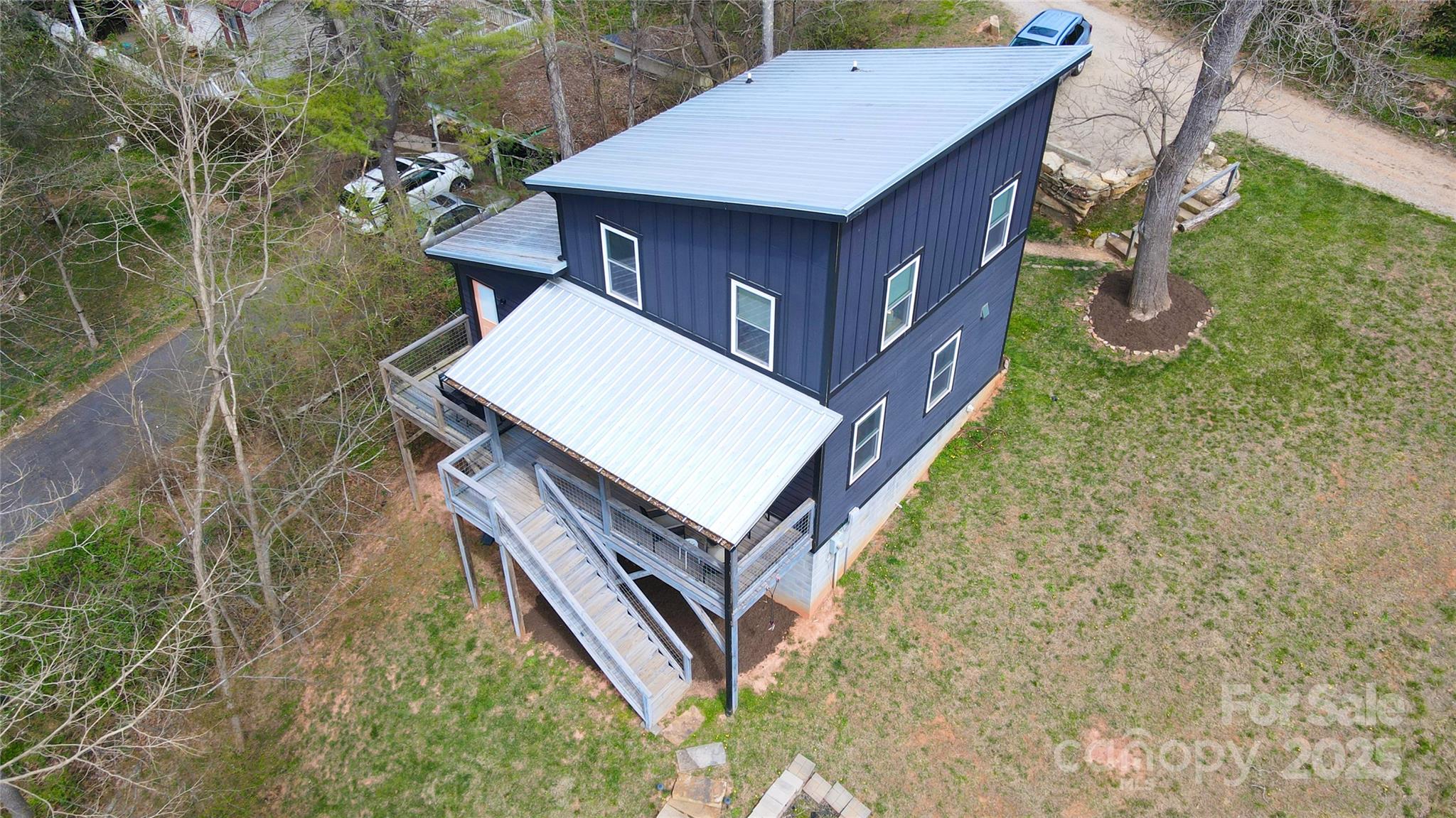 105 Annies Ridge Road