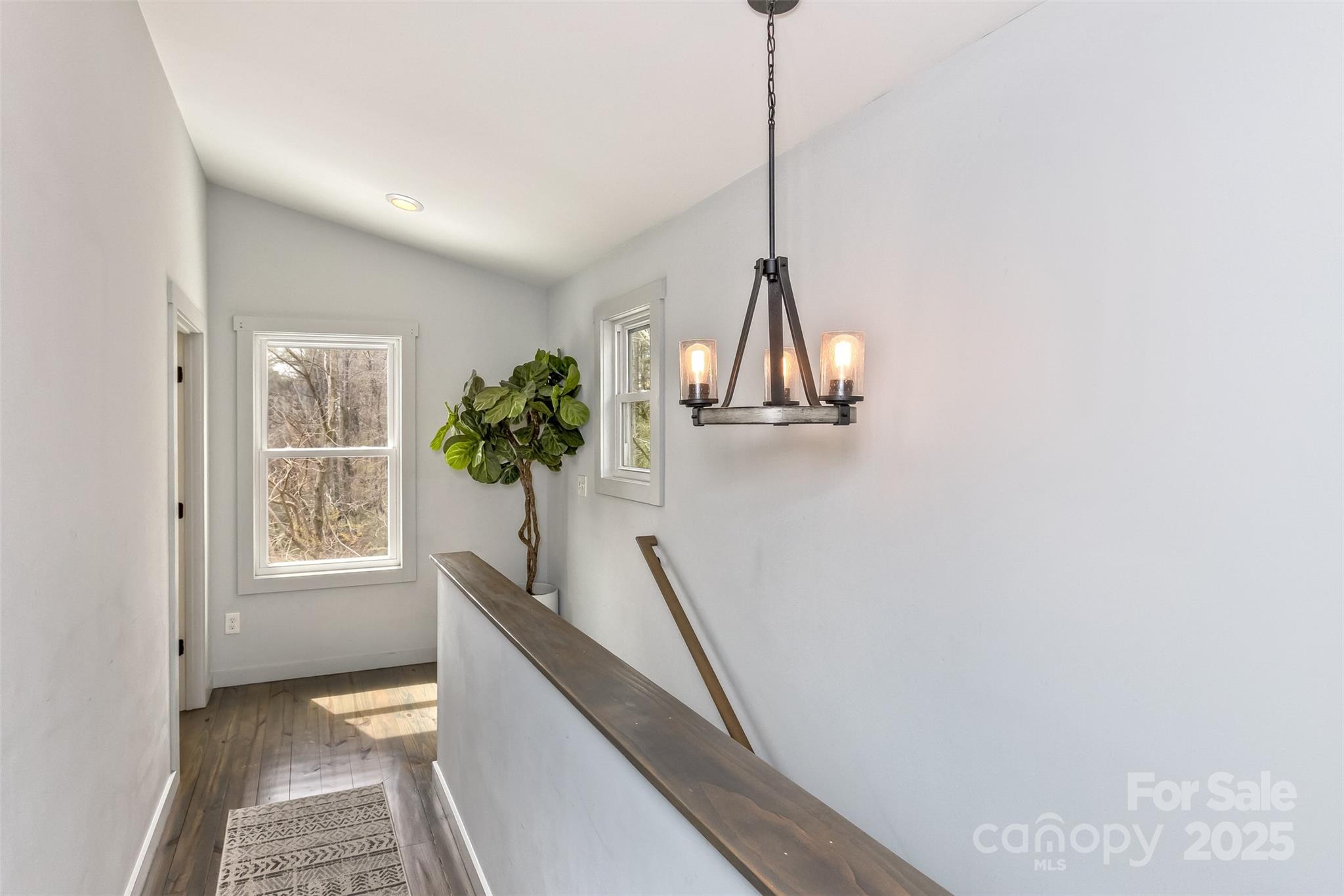 105 Annies Ridge Road