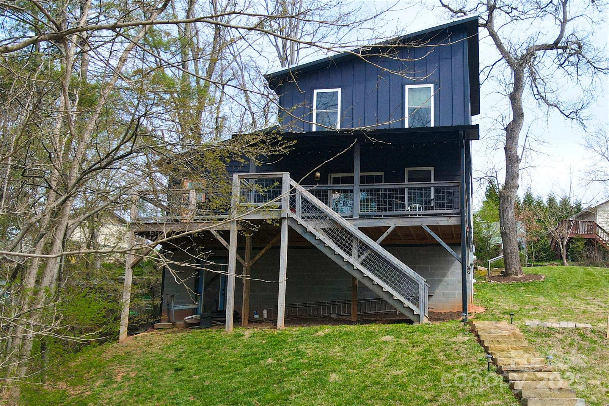 105 Annies Ridge Road
