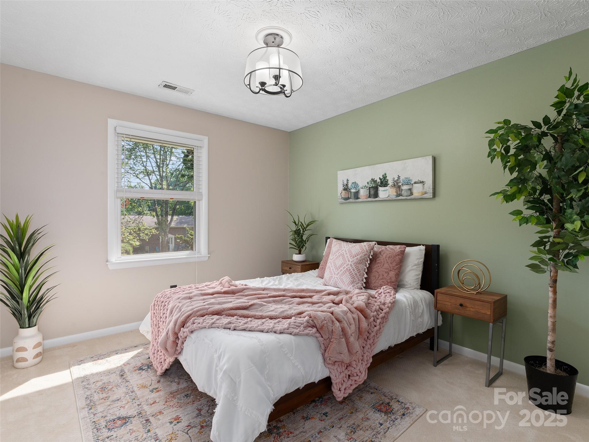 324 Woody Lane
