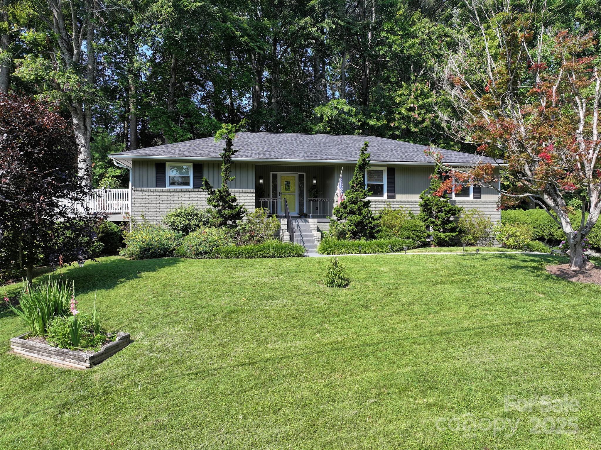 324 Woody Lane