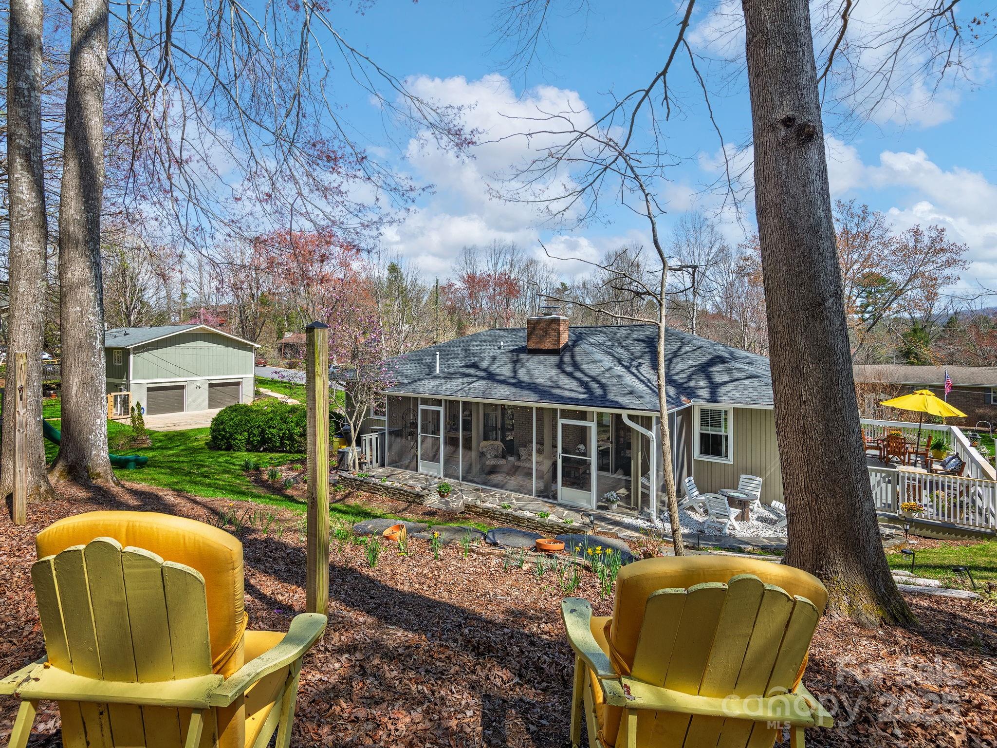 324 Woody Lane