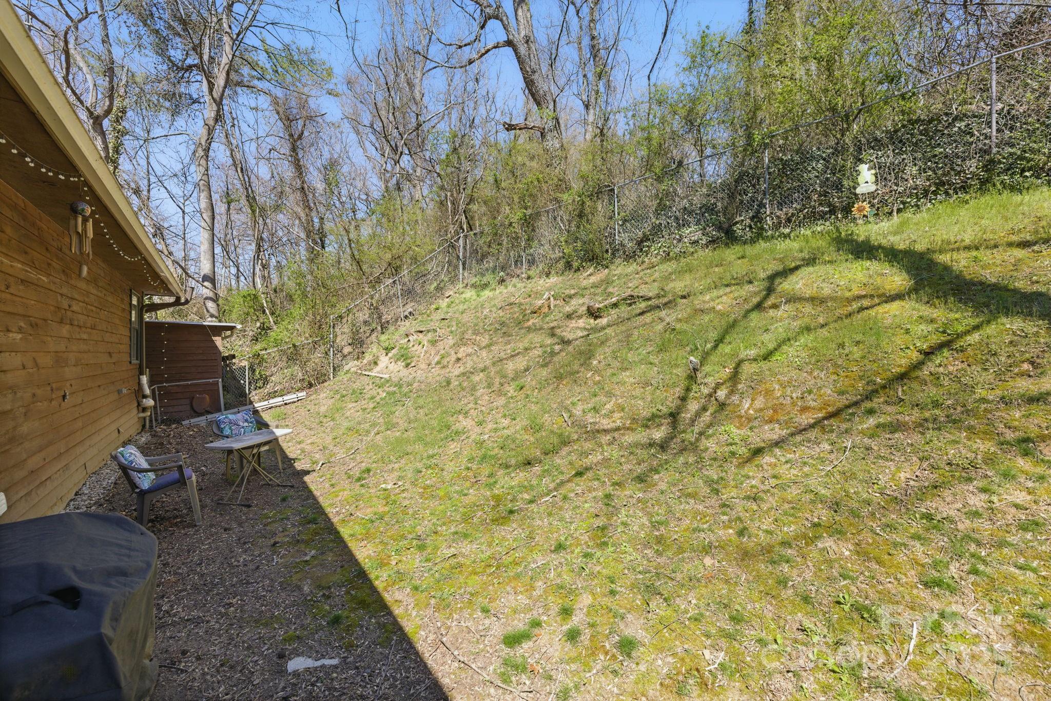 39 Lakeside Drive