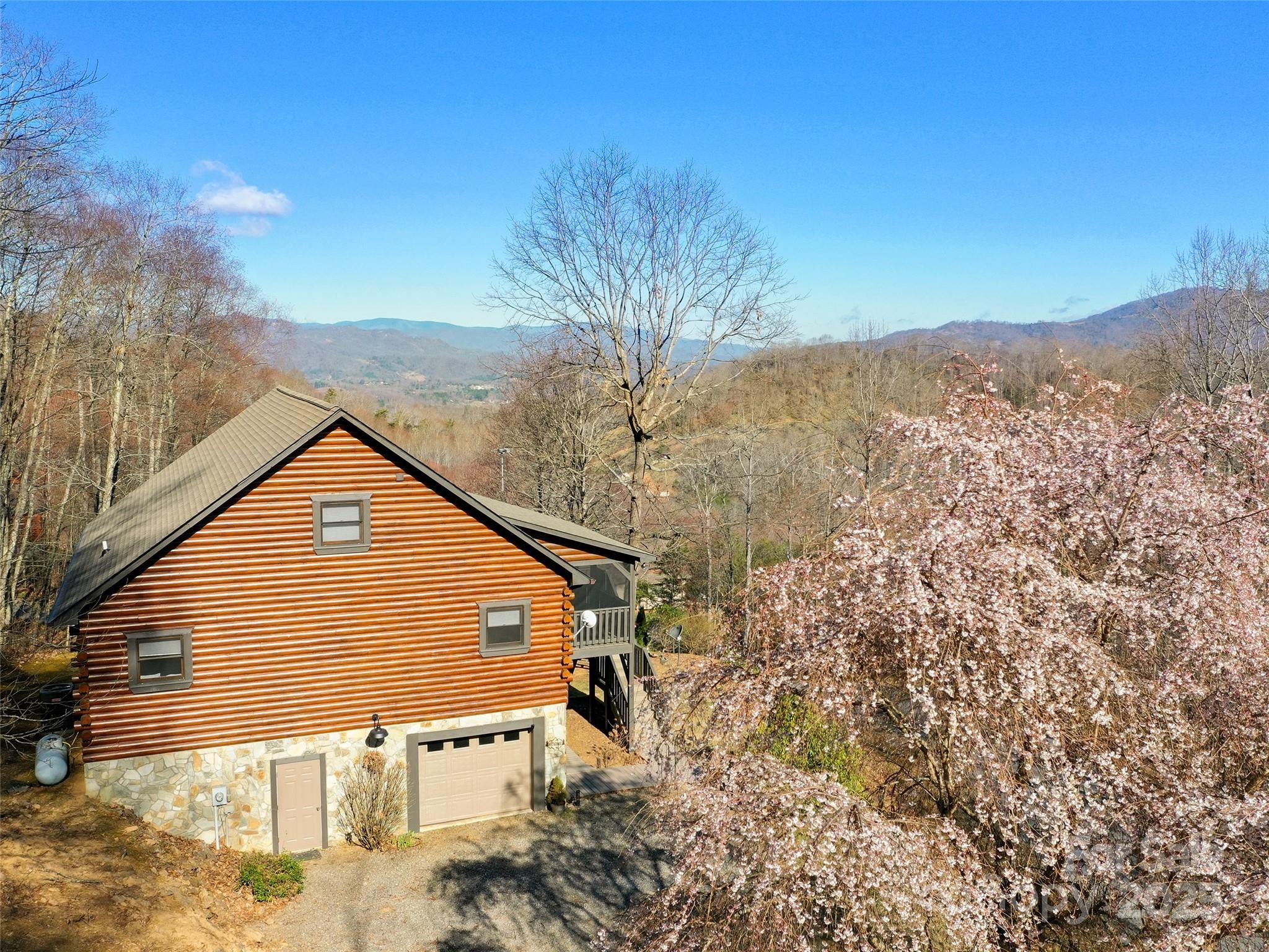 290 Tango Lane