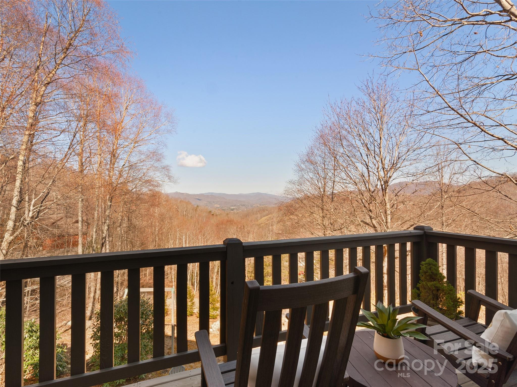 290 Tango Lane