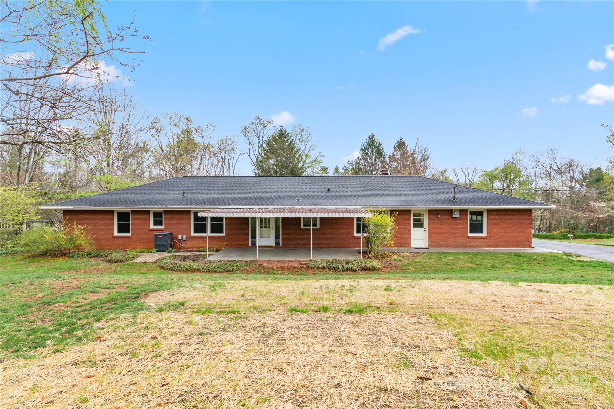 2 Fawn Drive